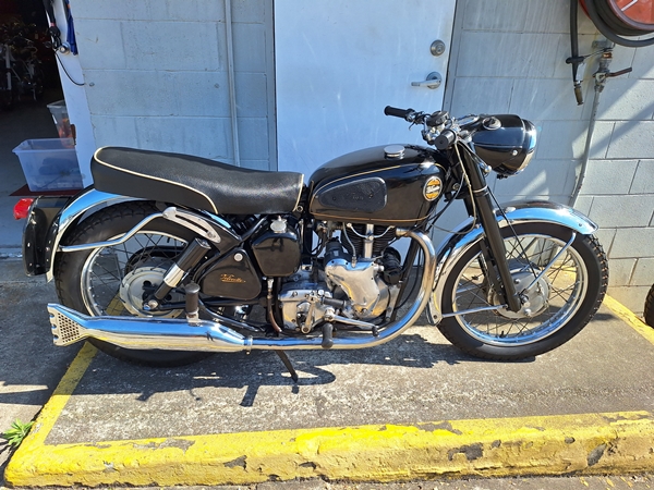 1957 VELOCETTE VENOM ROAD