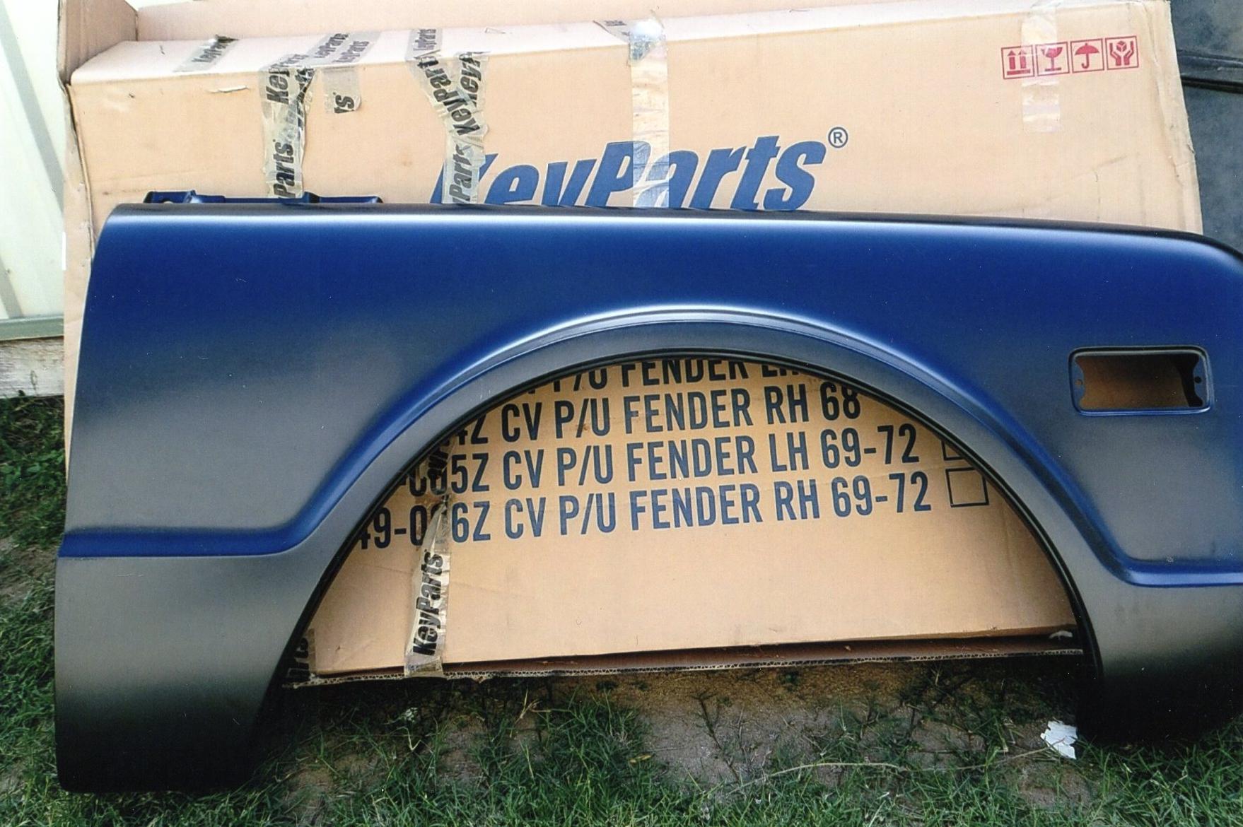 CHEV C10 1968 FRONT FENDER