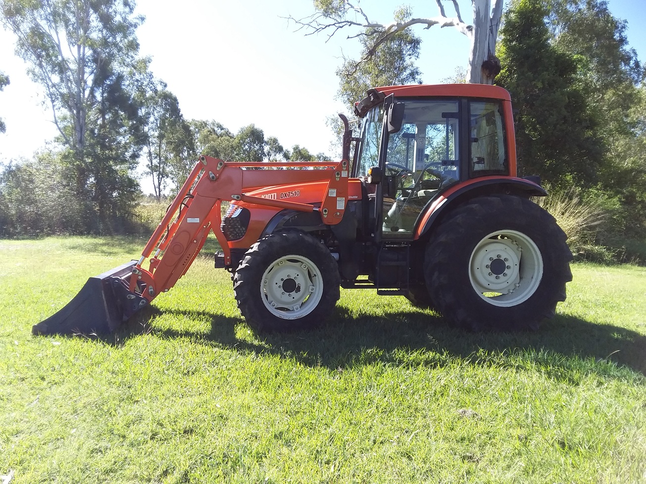2012 KIOTI DX7510 CAB TRACTOR