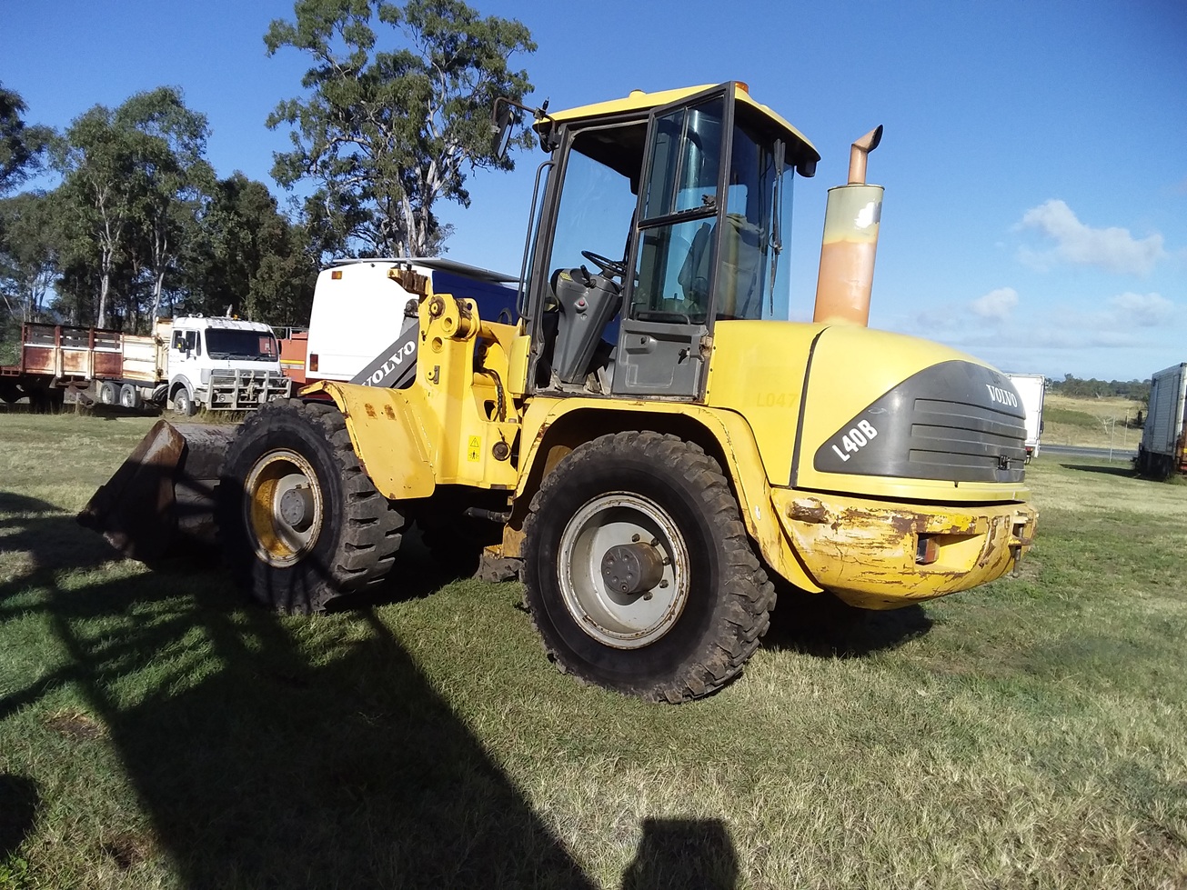 VOLVO L40B WHEEL LOADER CAB