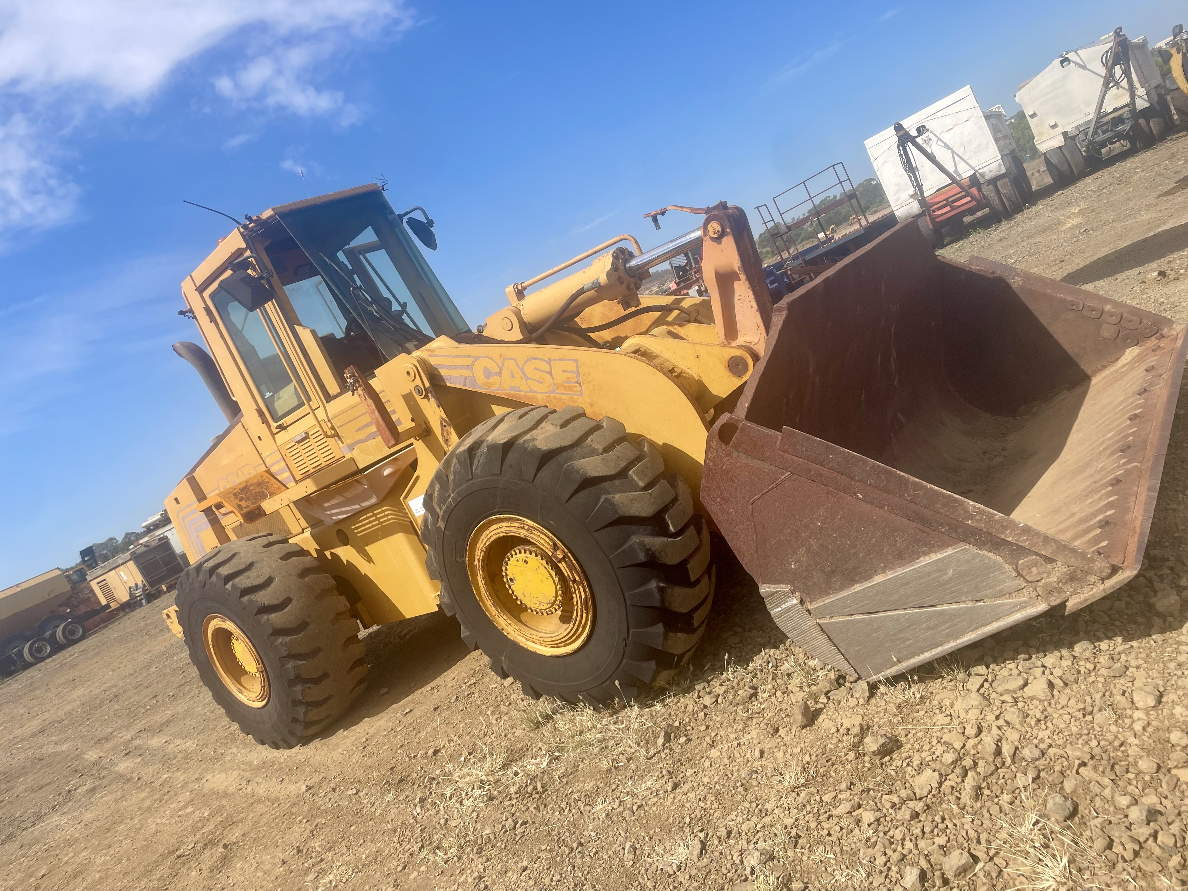 CASE 821B ARTICULATED LOADER