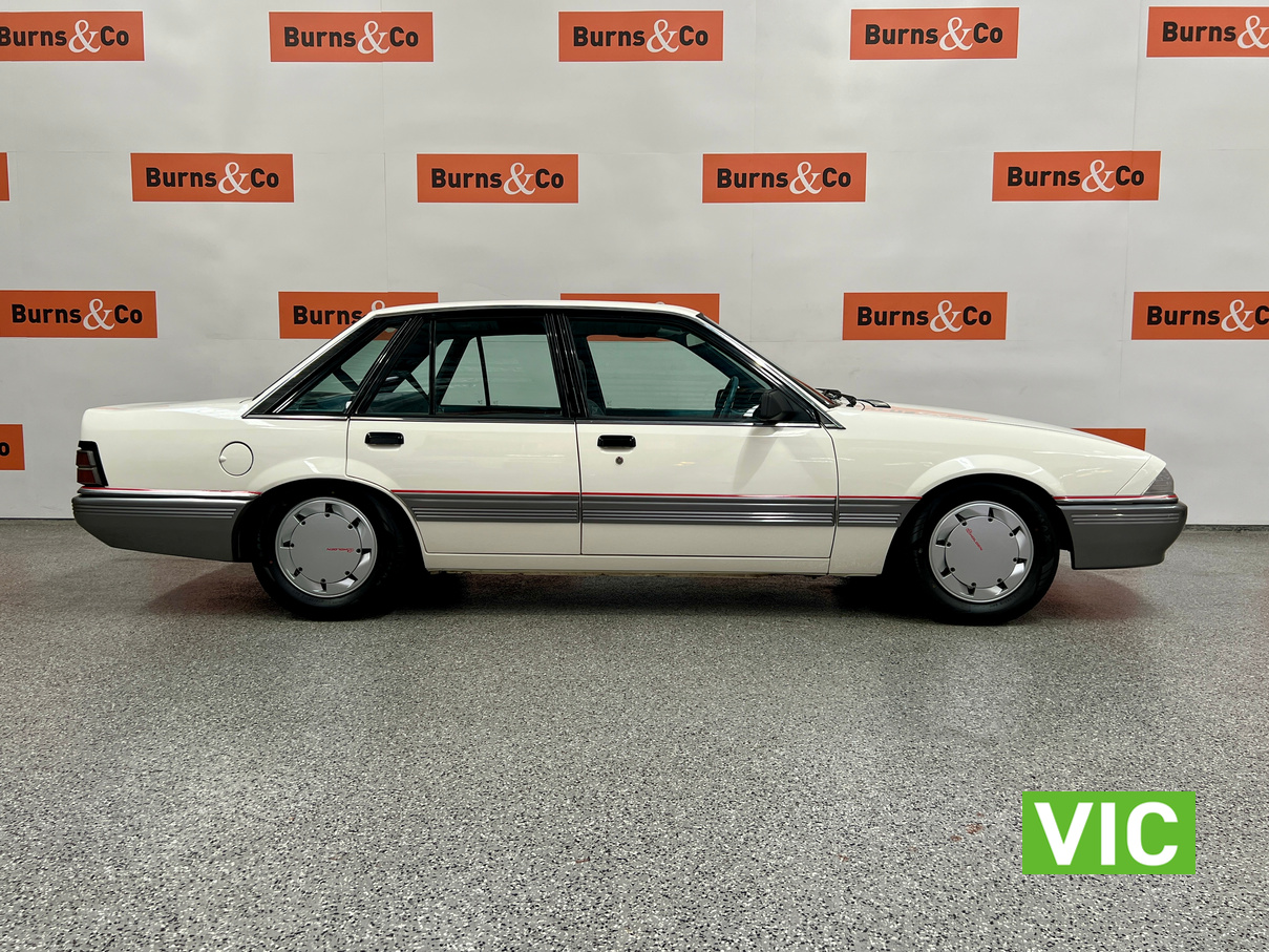 1988 HOLDEN VL BERLINA 5.0L V8 AUTOMATIC SEDAN