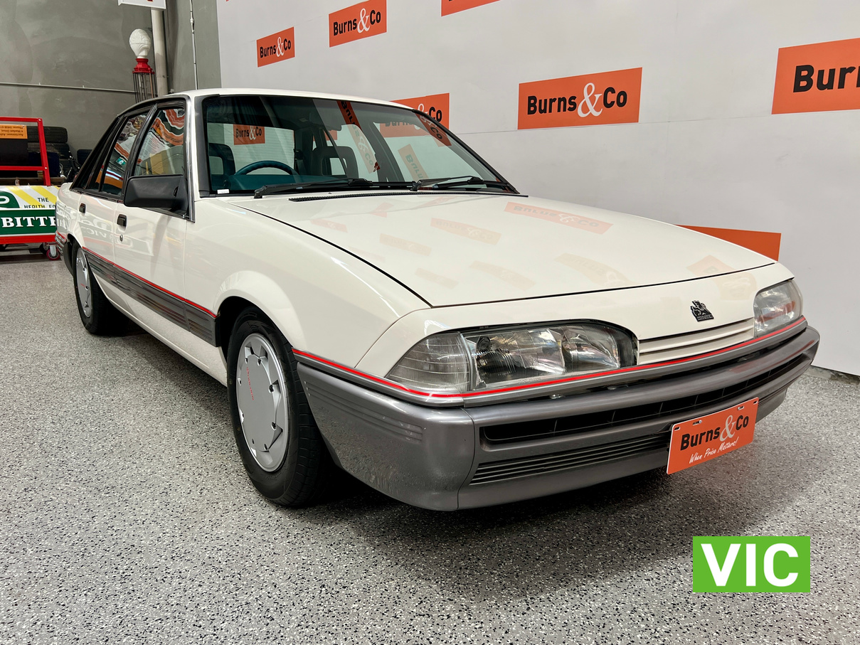 1988 HOLDEN VL BERLINA 5.0L V8 AUTOMATIC SEDAN