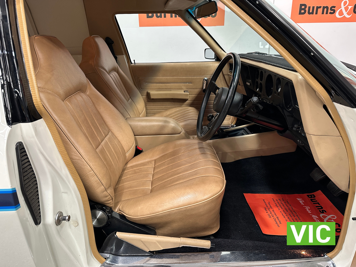 1978 HOLDEN HZ SANDMAN WINDOWLESS 253 MANUAL PANEL VAN