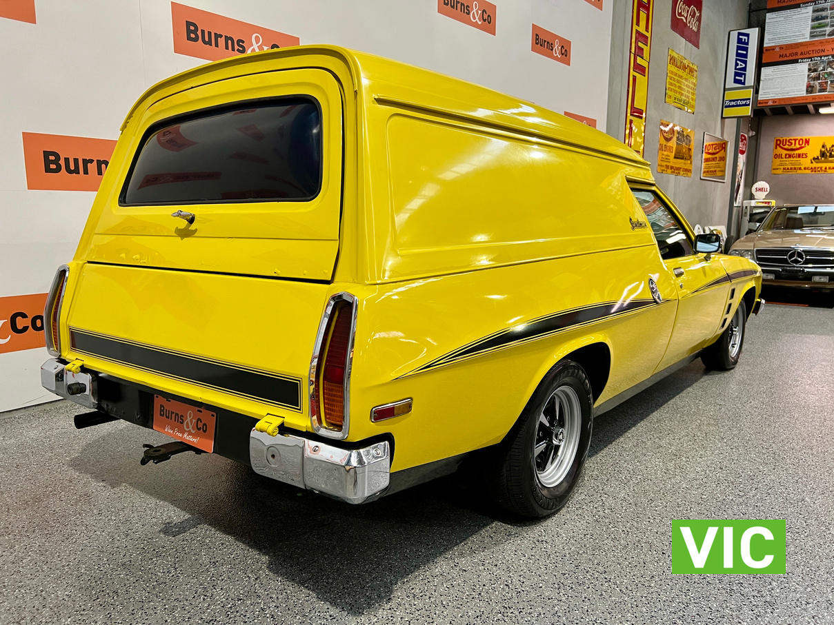 1975 HOLDEN HJ SANDMAN 308 MANUAL PANEL VAN 