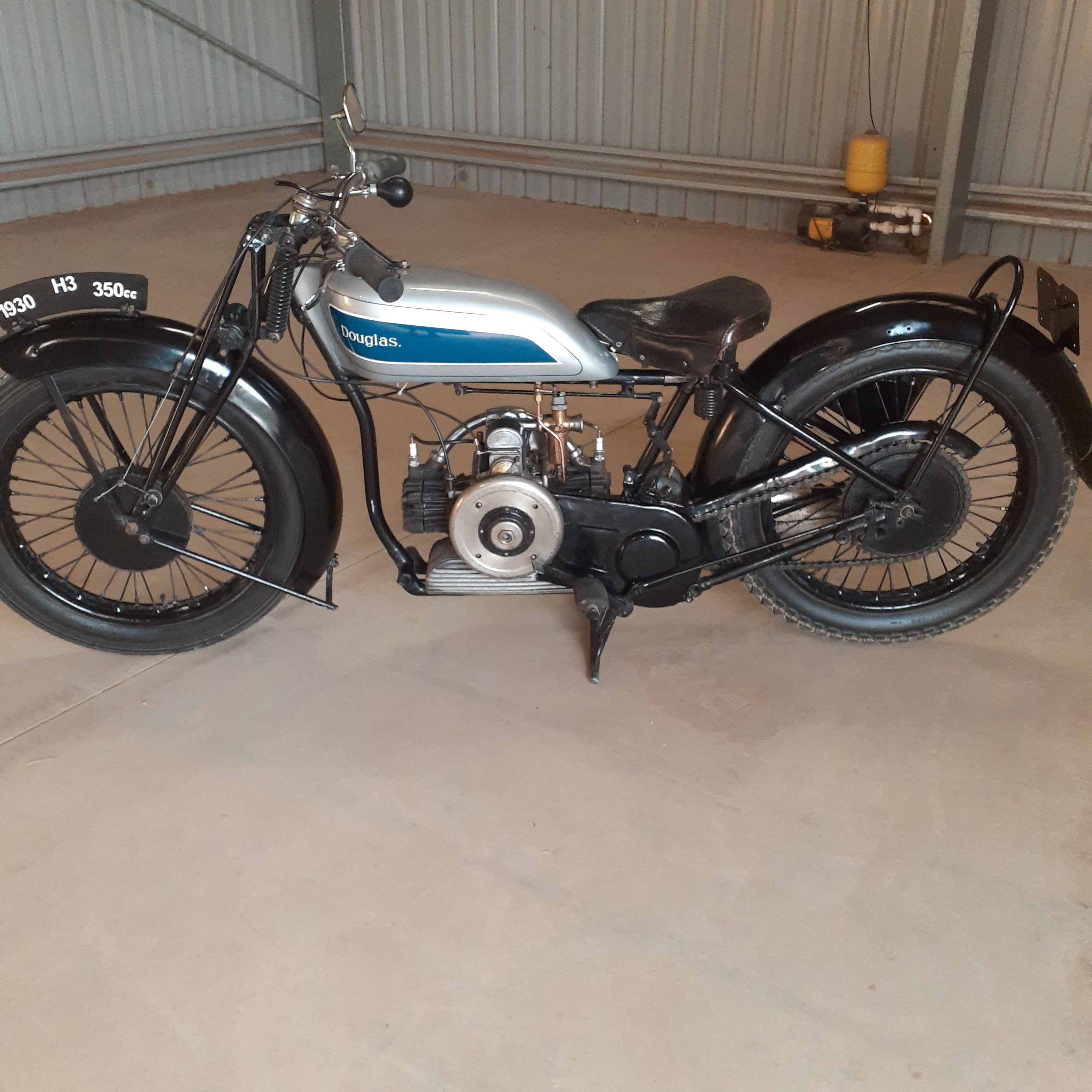 1930 DOUGLAS H3 500CC ROAD