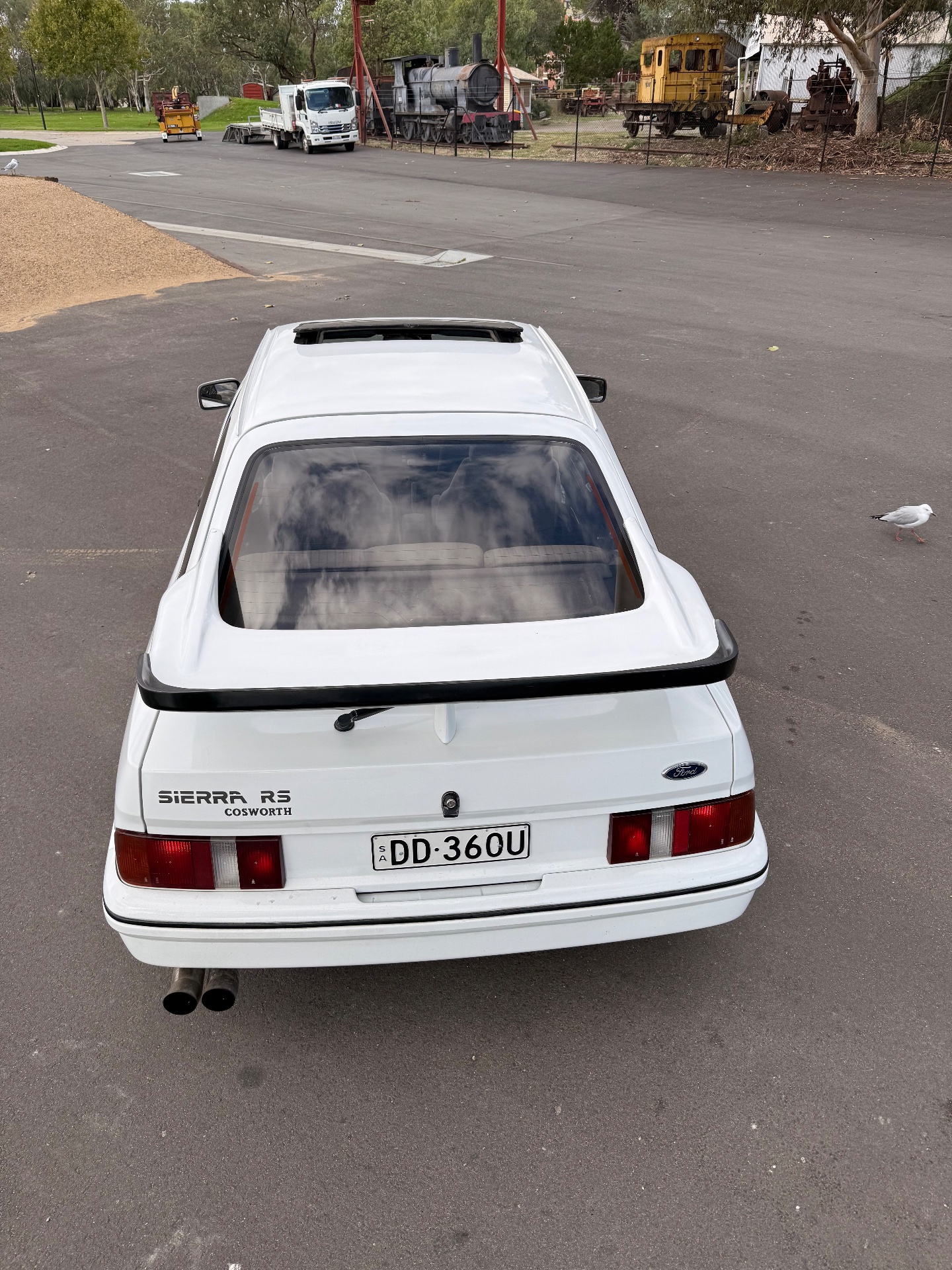 1984 FORD SIERRA 5 SPD MANUAL HATCHBACK REPLICA