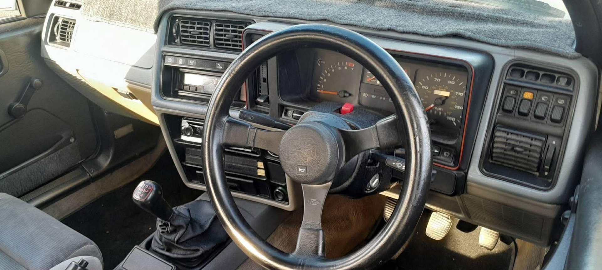 1984 FORD SIERRA 5 SPD MANUAL HATCHBACK REPLICA