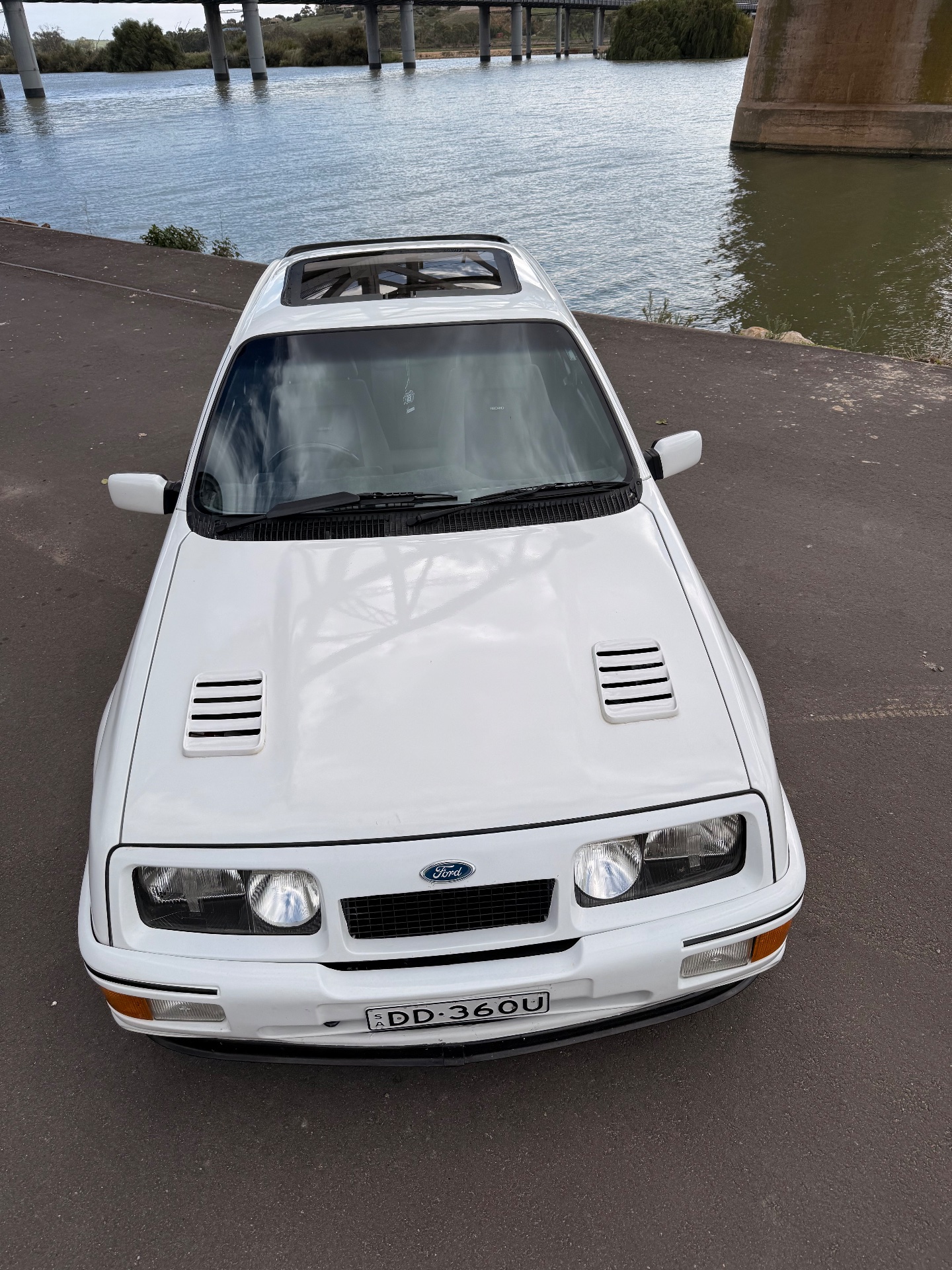 1984 FORD SIERRA 5 SPD MANUAL HATCHBACK REPLICA