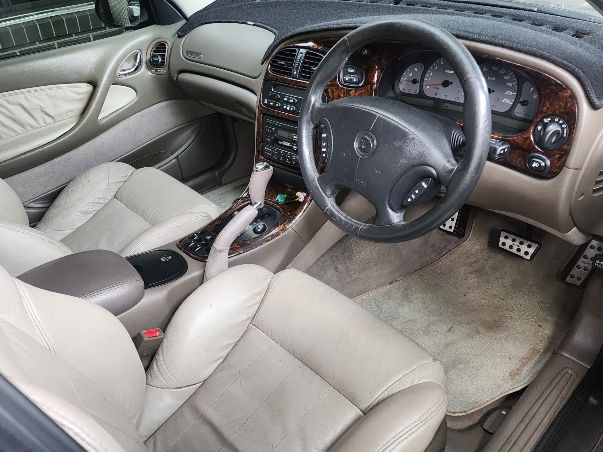 2001 HSV SENATOR VX SIGNATURE 4 SP AUTOMATIC 4D SEDAN