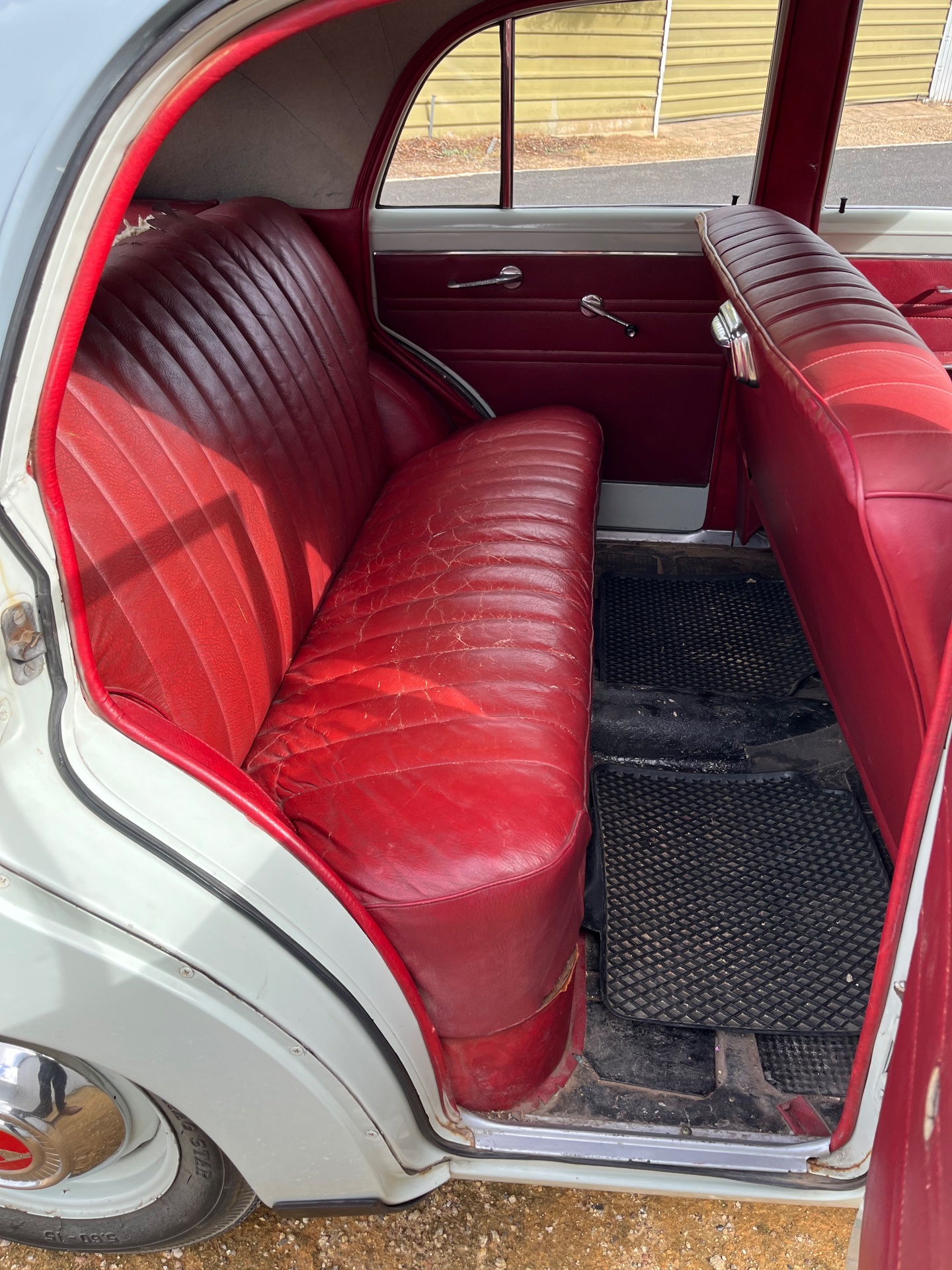 1956 HOLDEN FJ SPECIAL SEDAN