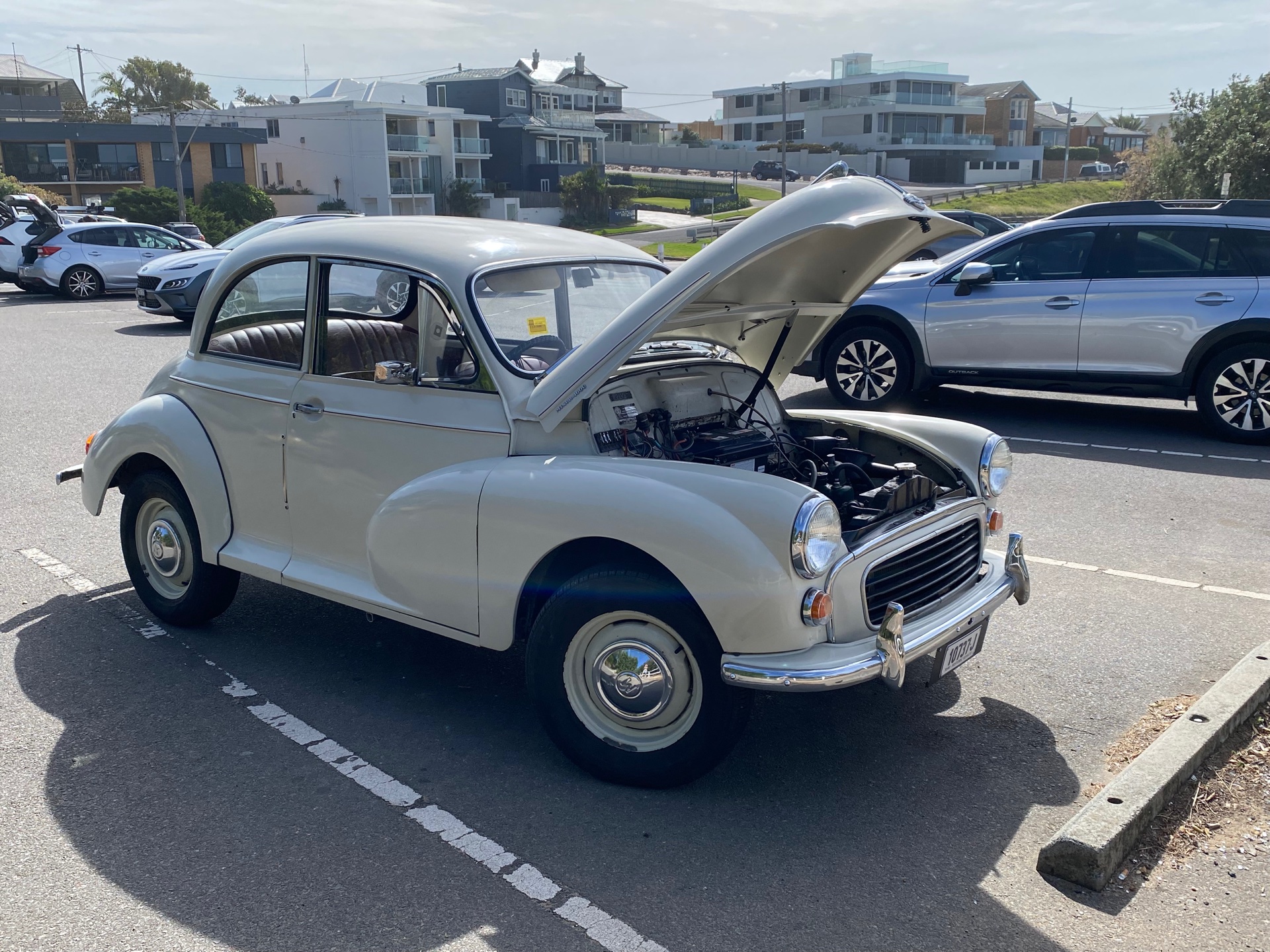 1960 MORRIS MINOR 1000 SEDAN