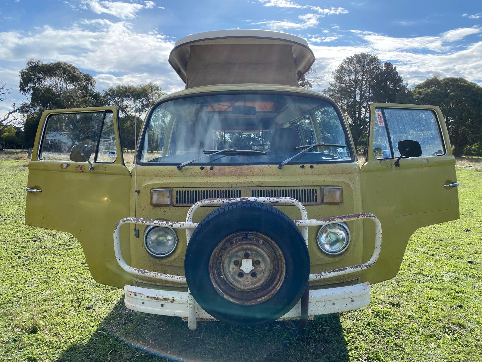 1976 VOLKSWAGEN KOMBI 3 SP AUTOMATIC POP TOP CAMPER