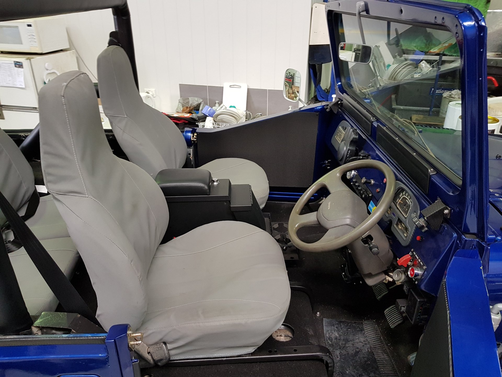1976 TOYOTA LANDCRUISER FJ40 CUSTOM UTILITY