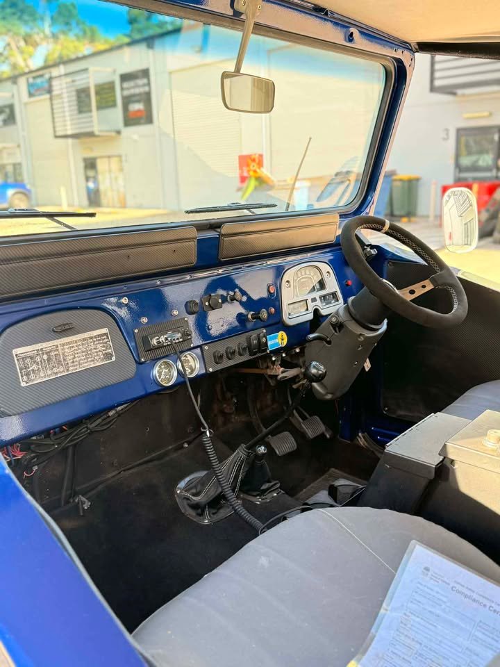 1976 TOYOTA LANDCRUISER FJ40 CUSTOM UTILITY