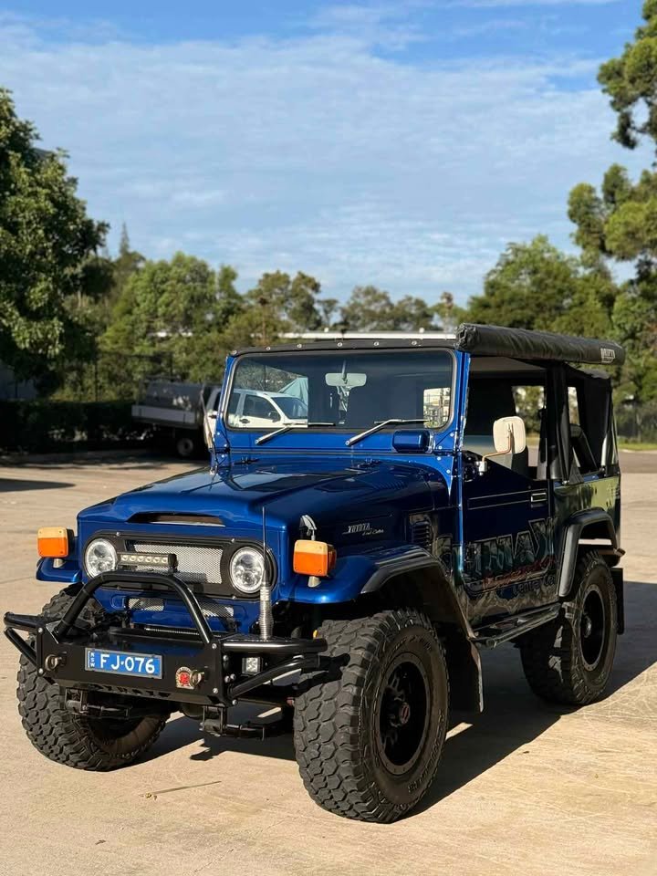 1976 TOYOTA LANDCRUISER FJ40 CUSTOM UTILITY