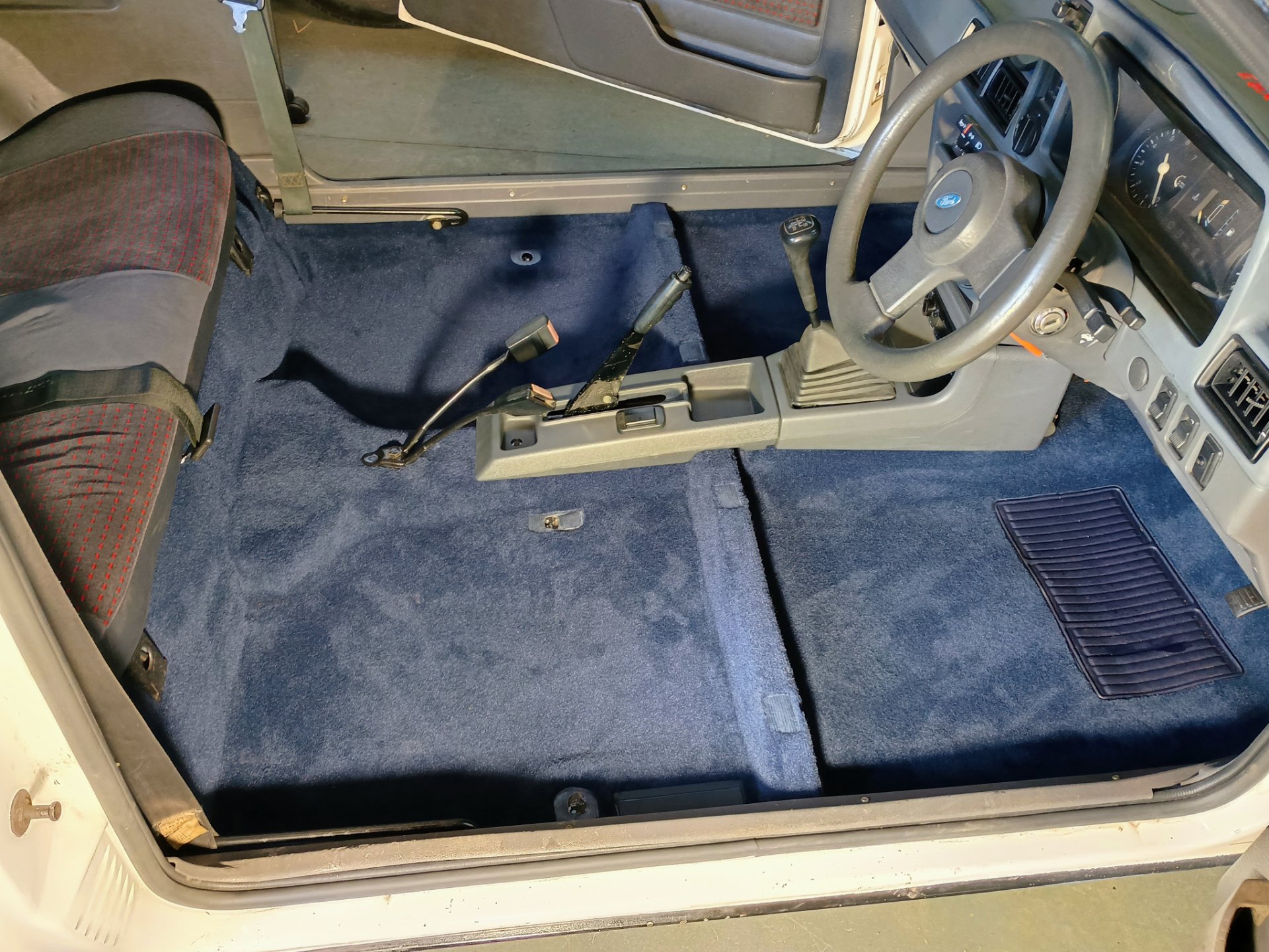 1983 FORD ESCORT XR3 MKIII 5 SP MANUAL HATCHBACK