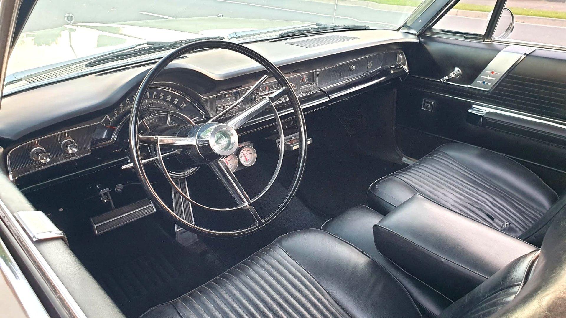 1966 CHRYSLER 300 HARD TOP 3 SP AUTOMATIC COUPE 