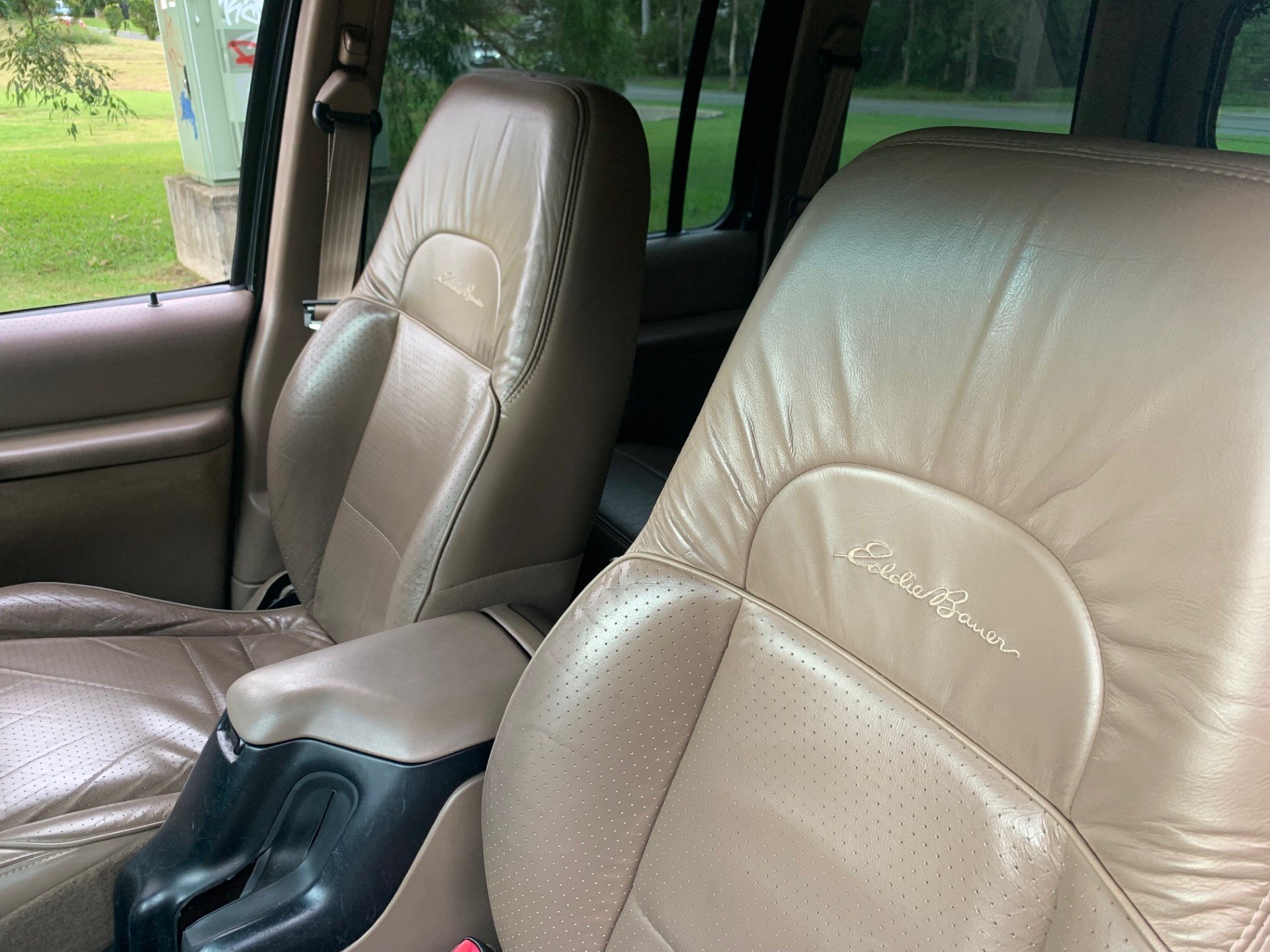 1998 FORD EXPLORER EDDIE BAUER 4X4 AUTOMATIC 4D WAGON 