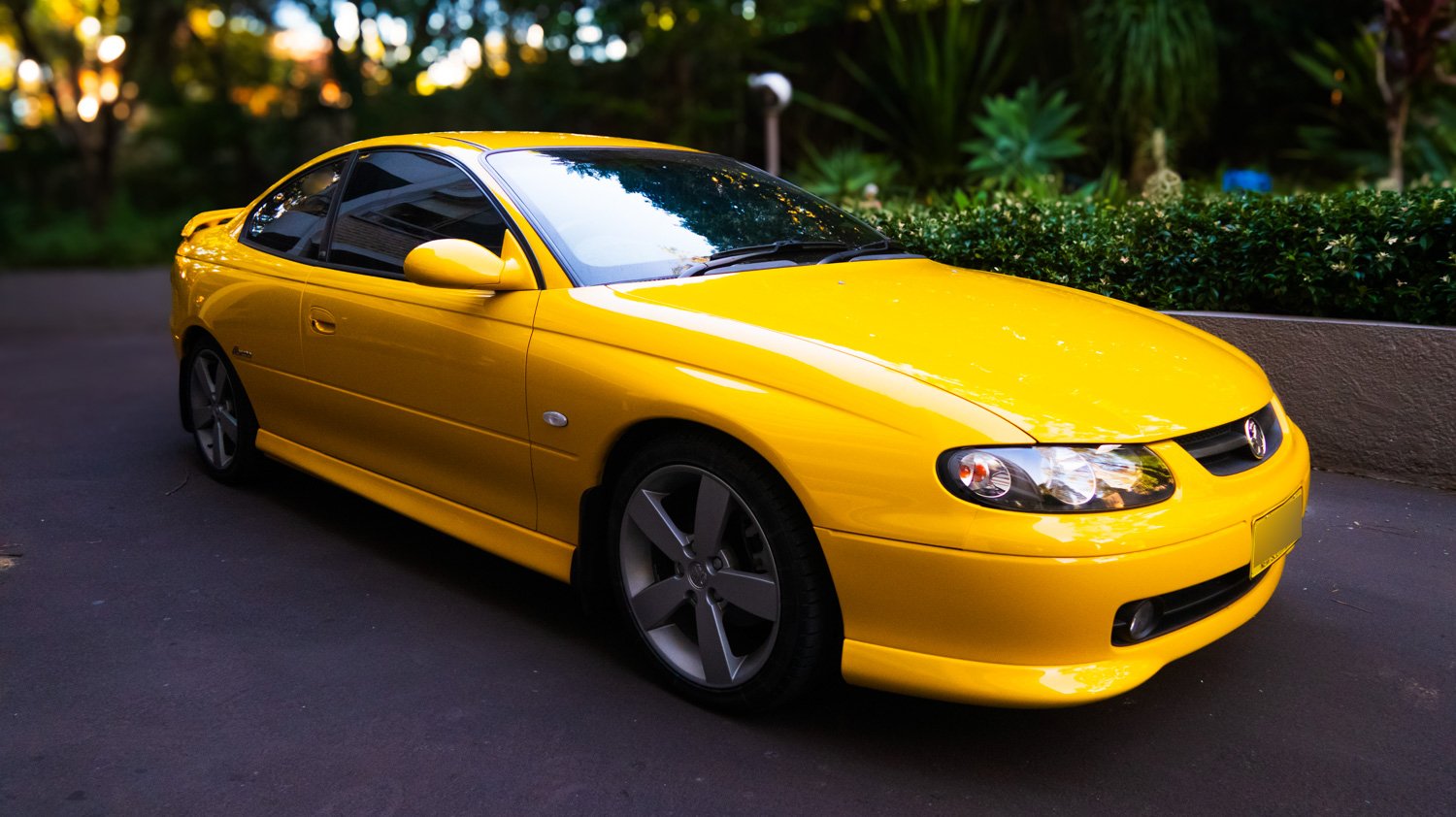 2003 HOLDEN MONARO SERIES III CV8 4 SP AUTOMATIC 2D COUPE