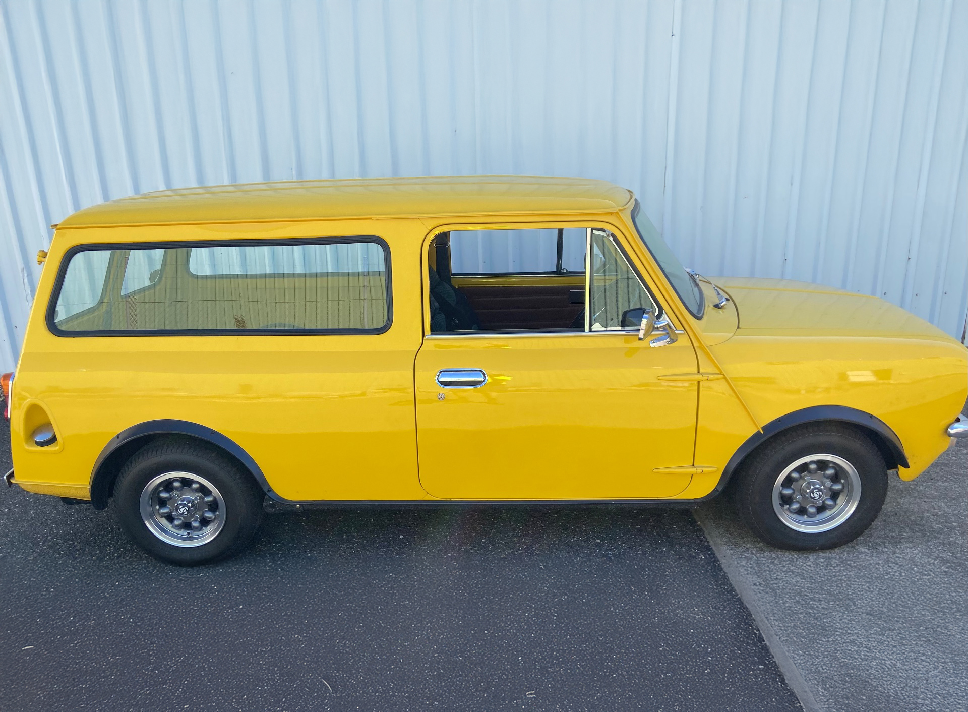 1975 LEYLAND MINI CLUBMAN PANEL VAN 