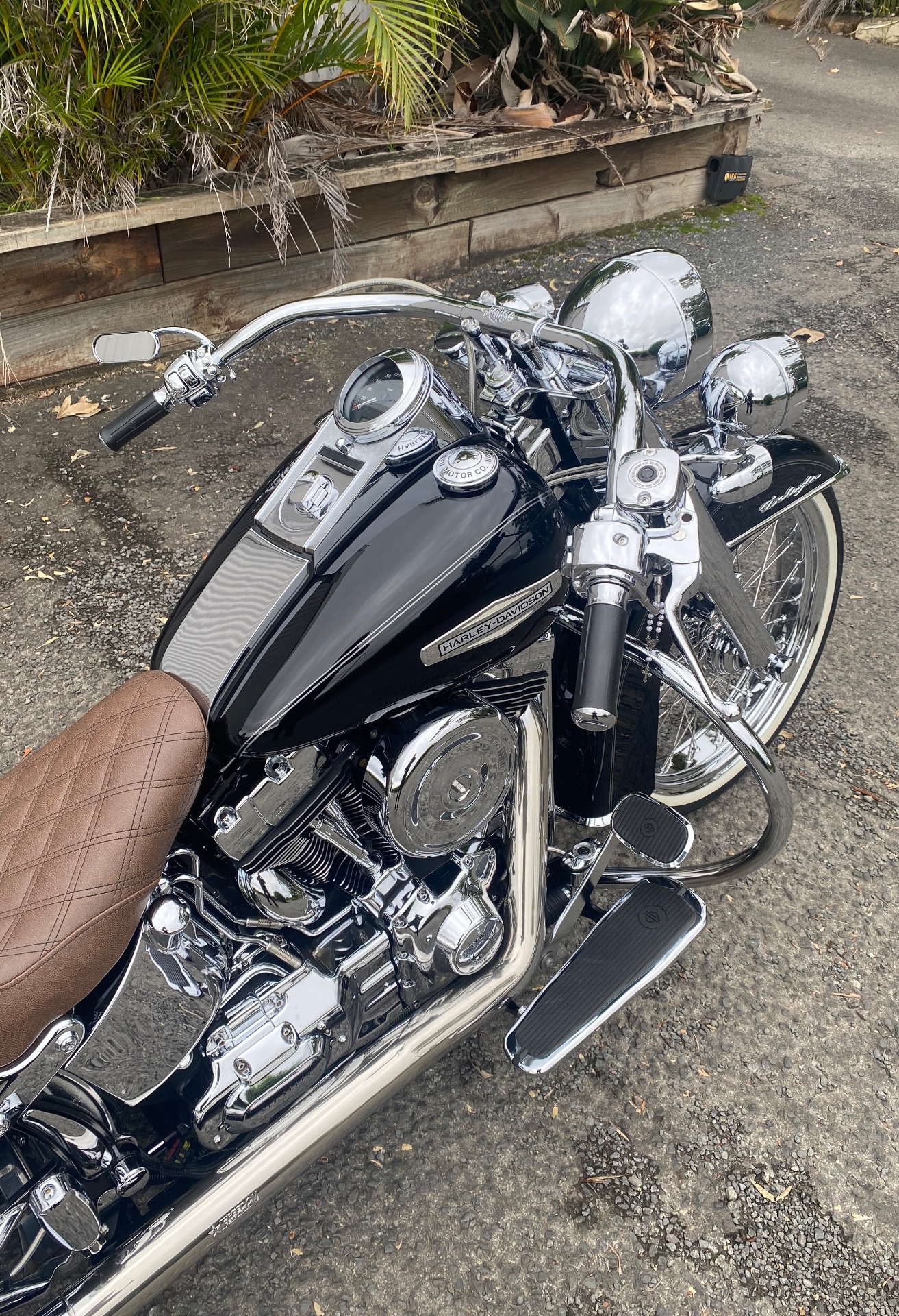 2009 HARLEY-DAVIDSON FLSTN SOFTAIL DELUXE CRUISER