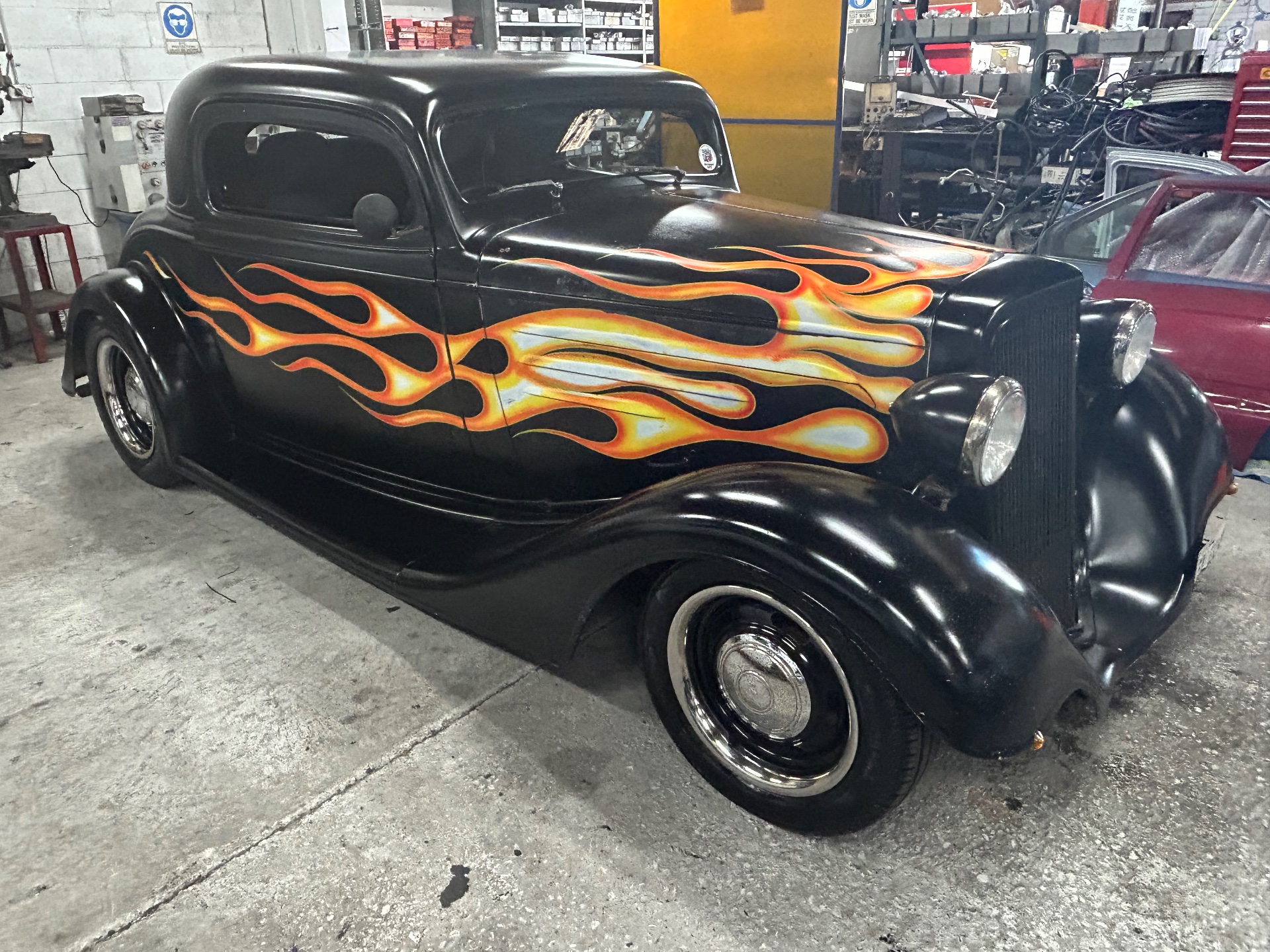 1934 CHEVROLET HOT ROD AUTOMATIC COUPE