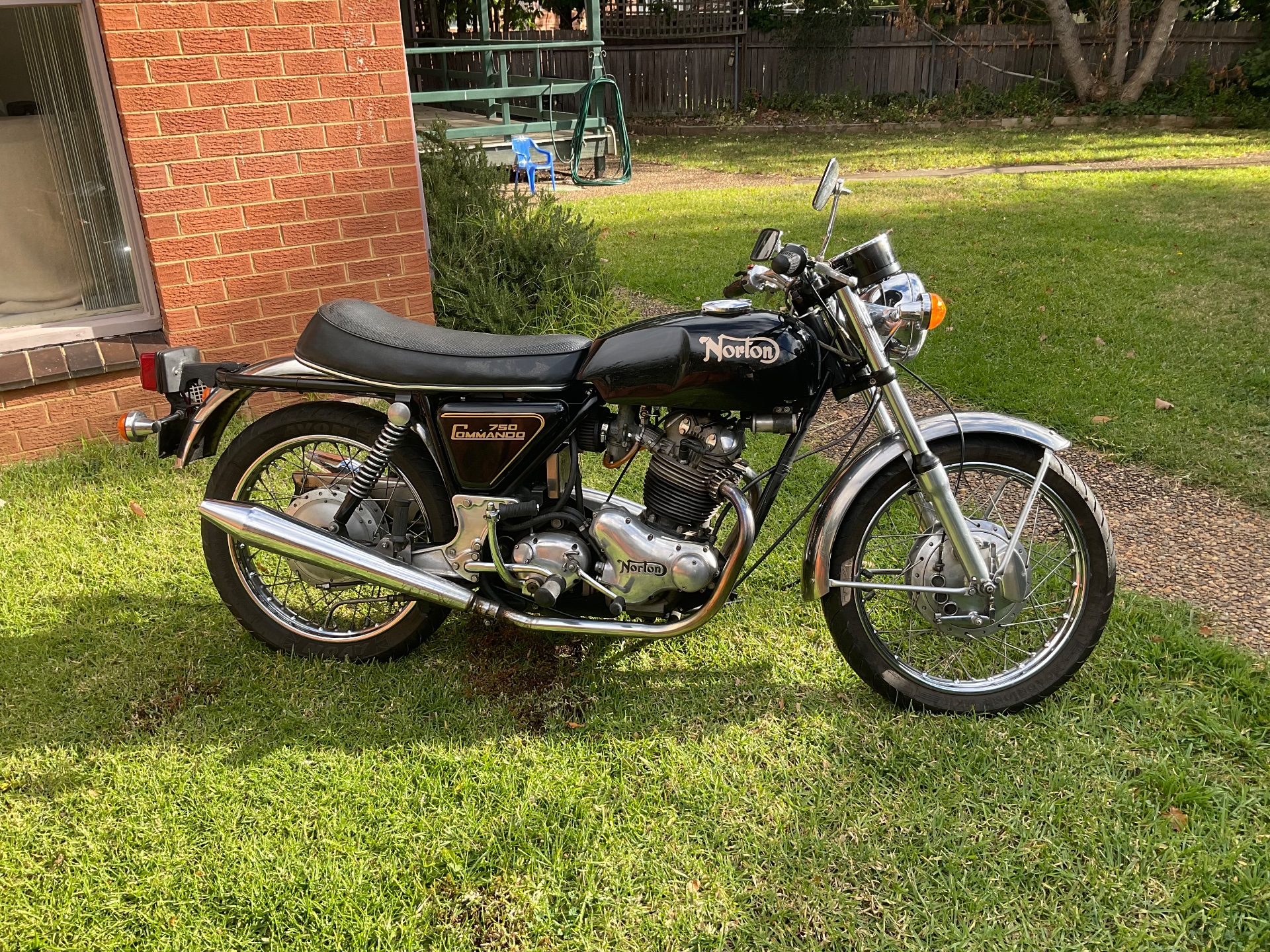 1973 NORTON COMMANDO 750 ROAD 