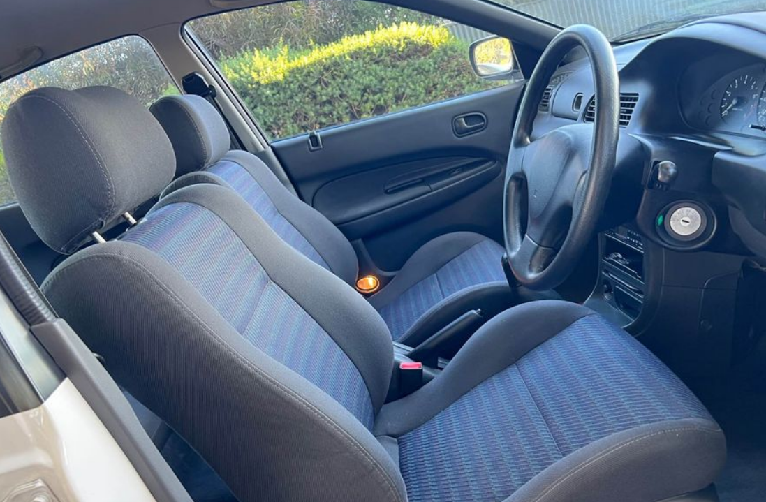 1996 MAZDA 323 PROTEGE 5 SP MANUAL 4D SEDAN 