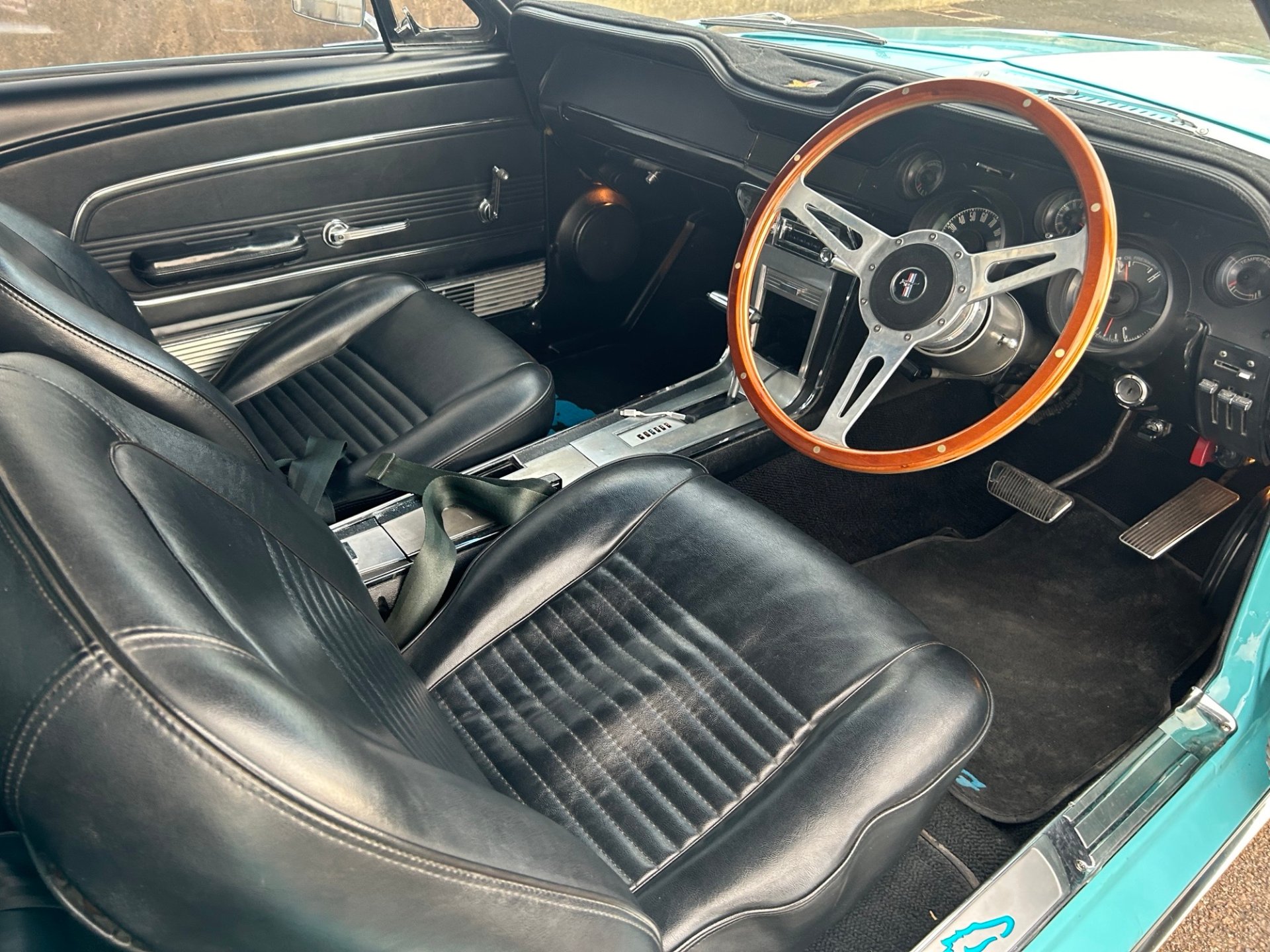 1967 FAST BACK MUSTANG