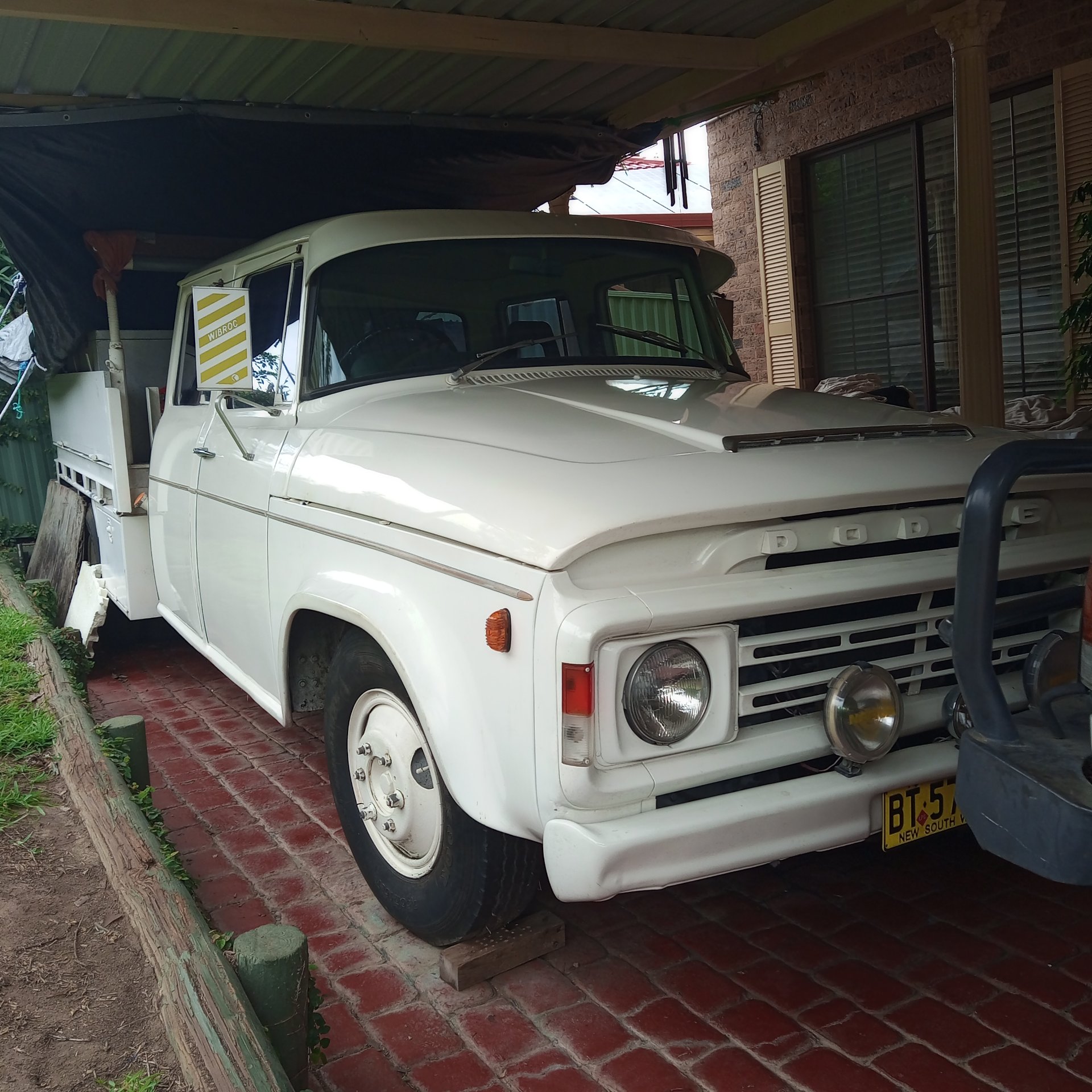 1974 DODGE D5N 300 CREW CAB TRUCK