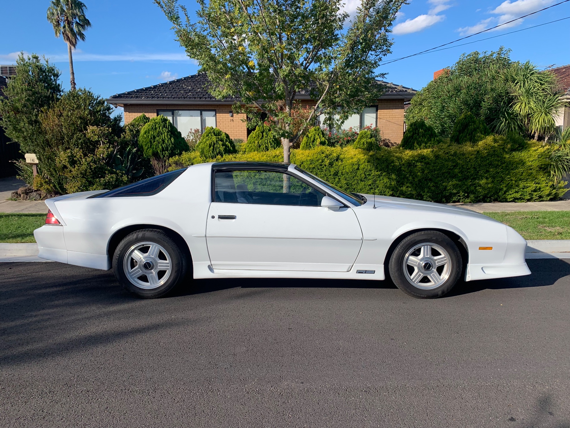 1991 CHEVROLET CAMARO RS AUTOMATIC COUPE