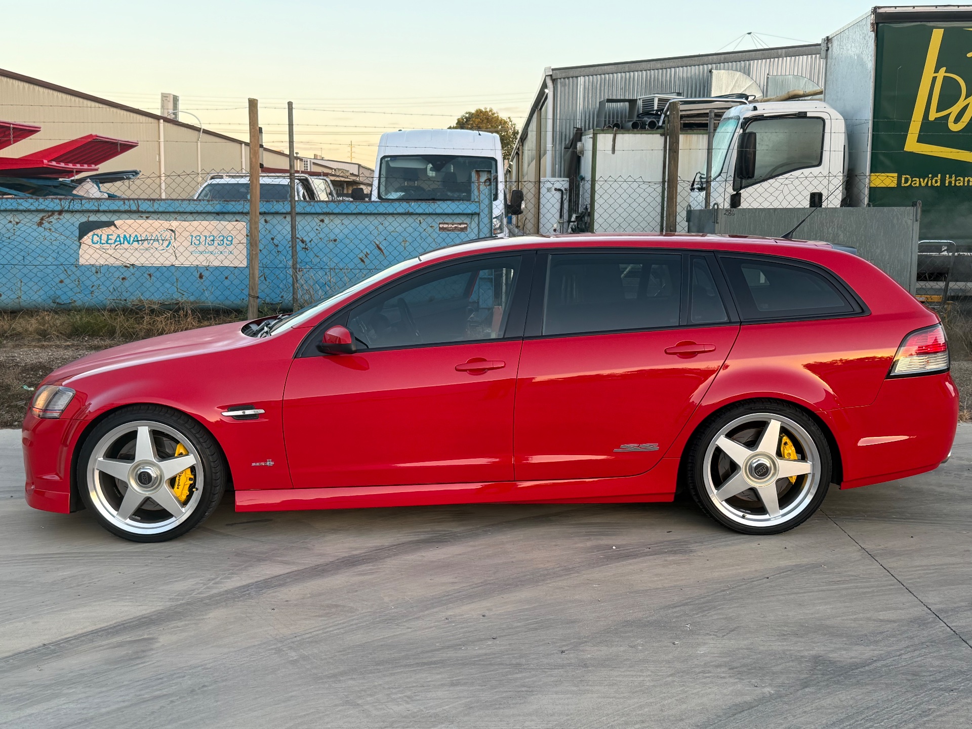 2011 HOLDEN COMMODORE VE II MY12 SS 6 SP MANUAL 4D SPORTWAGON