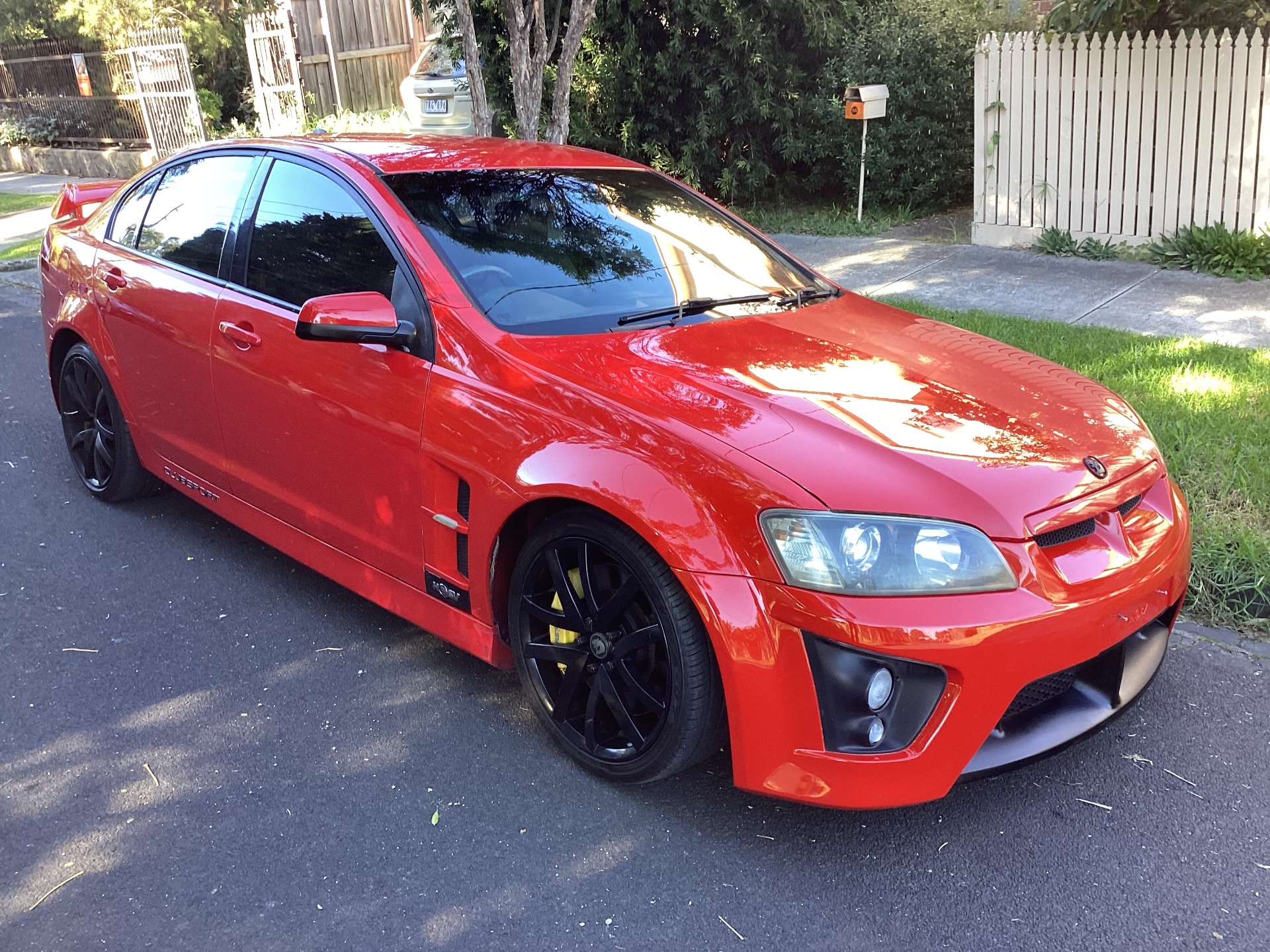2008 HSV CLUBSPORT E SERIES R8 6 SP AUTO ACTIVE SEQ 4D SEDAN