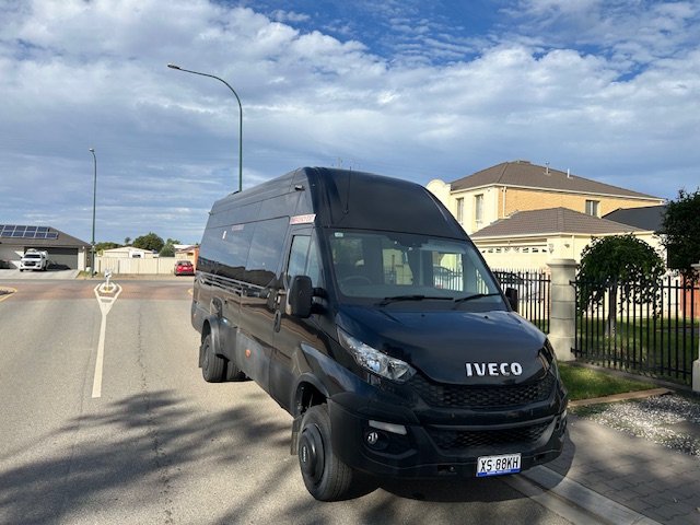 2018 IVECO DAILY 8 SP AUTOMATIC MINI-BUS