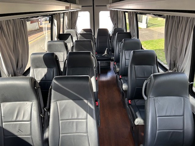 2018 IVECO DAILY 8 SP AUTOMATIC MINI-BUS