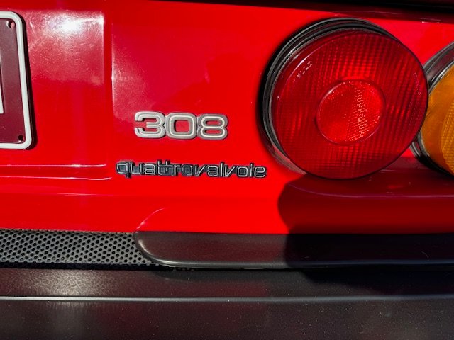 1985 FERRARI 308 GTS QUATTROVALVOLE 5 SP MANUAL COUPE 