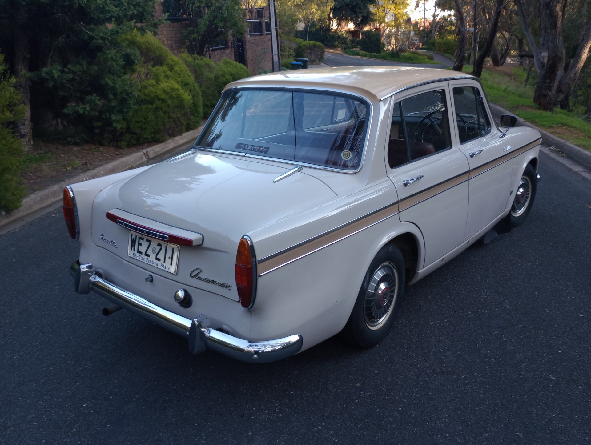 1966 HILLMAN GAZELLE 4D SEDAN