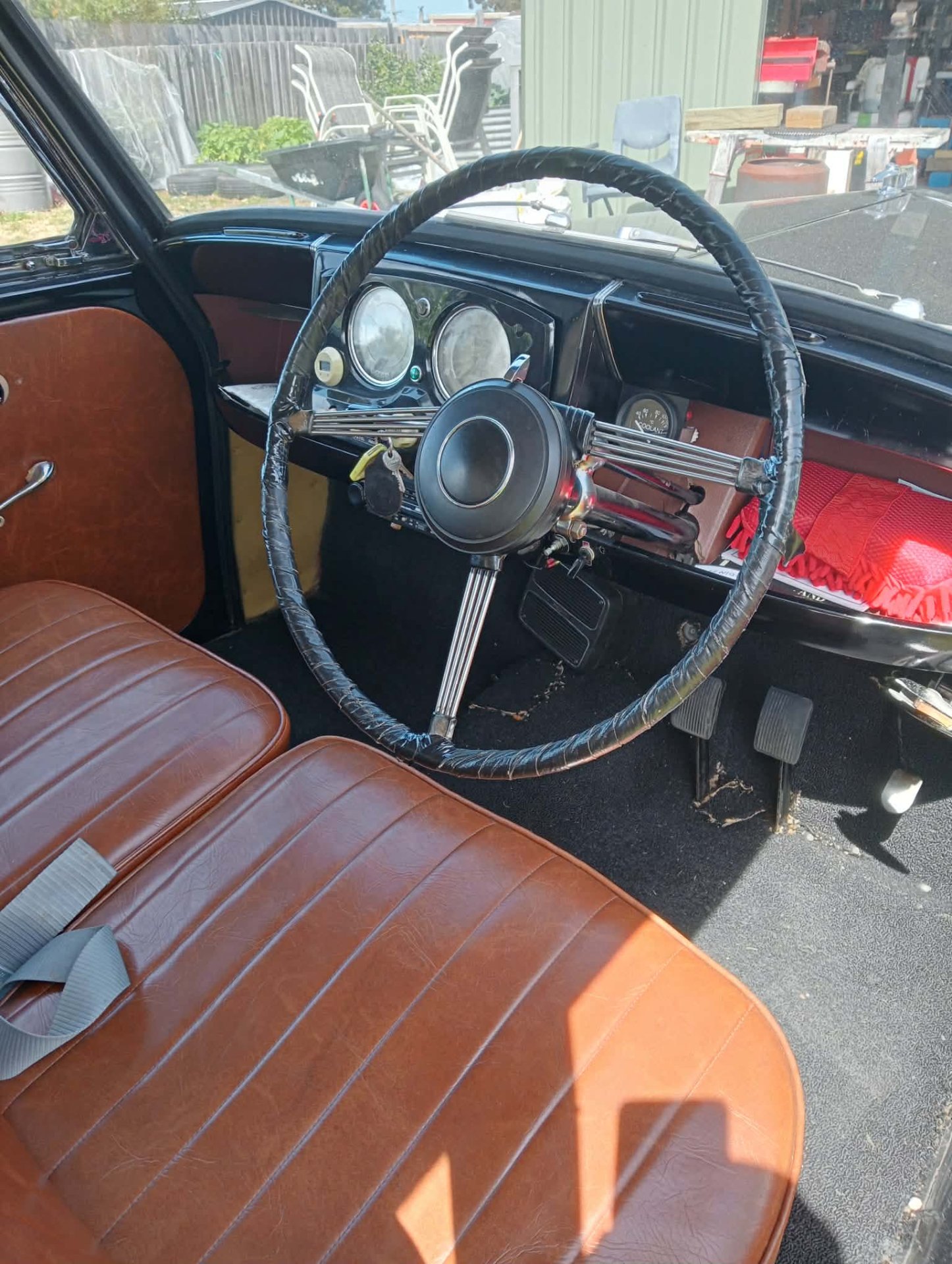 1950 TRIUMPH MAYFLOWER 2D SEDAN