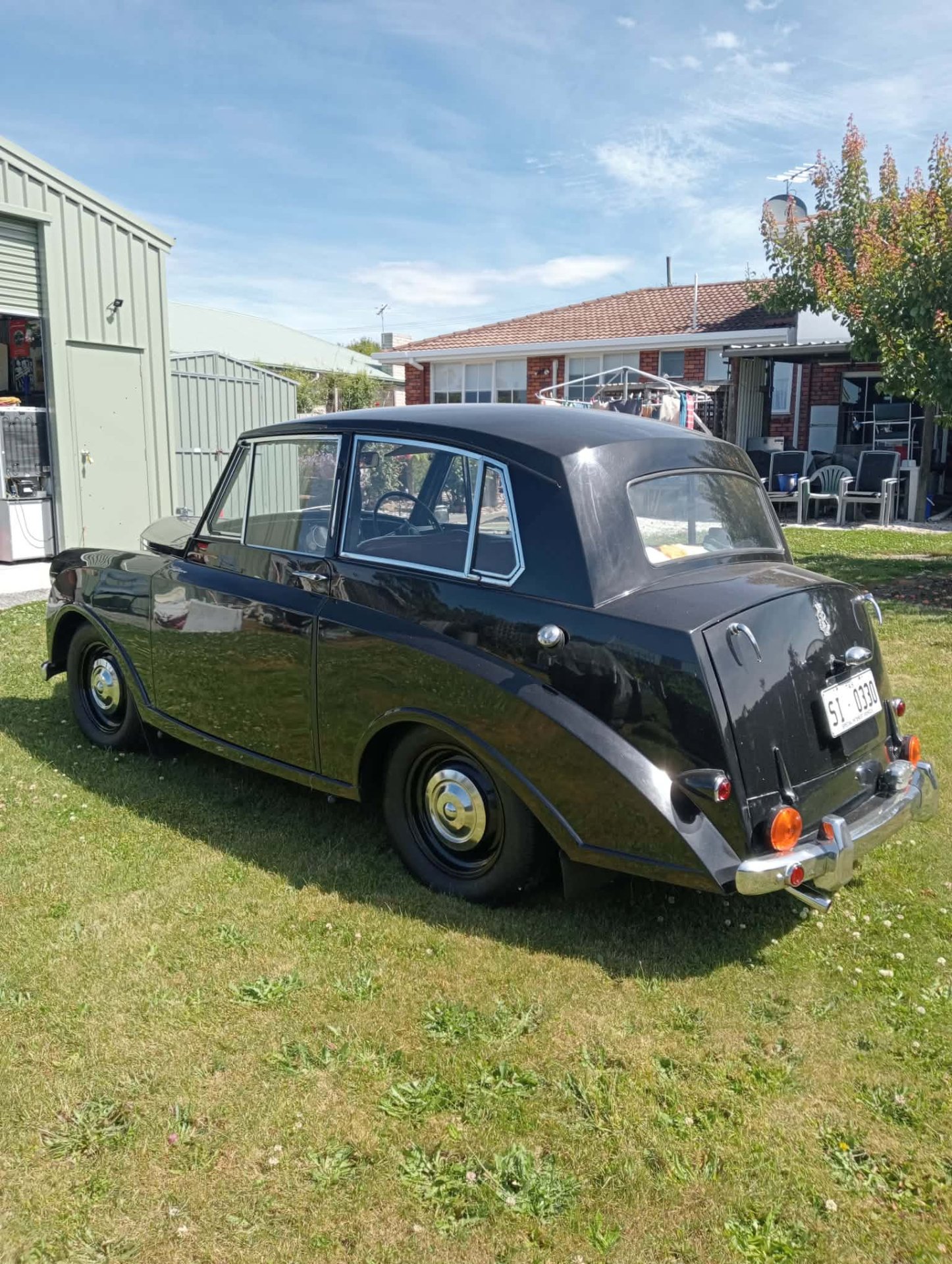 1950 TRIUMPH MAYFLOWER 2D SEDAN