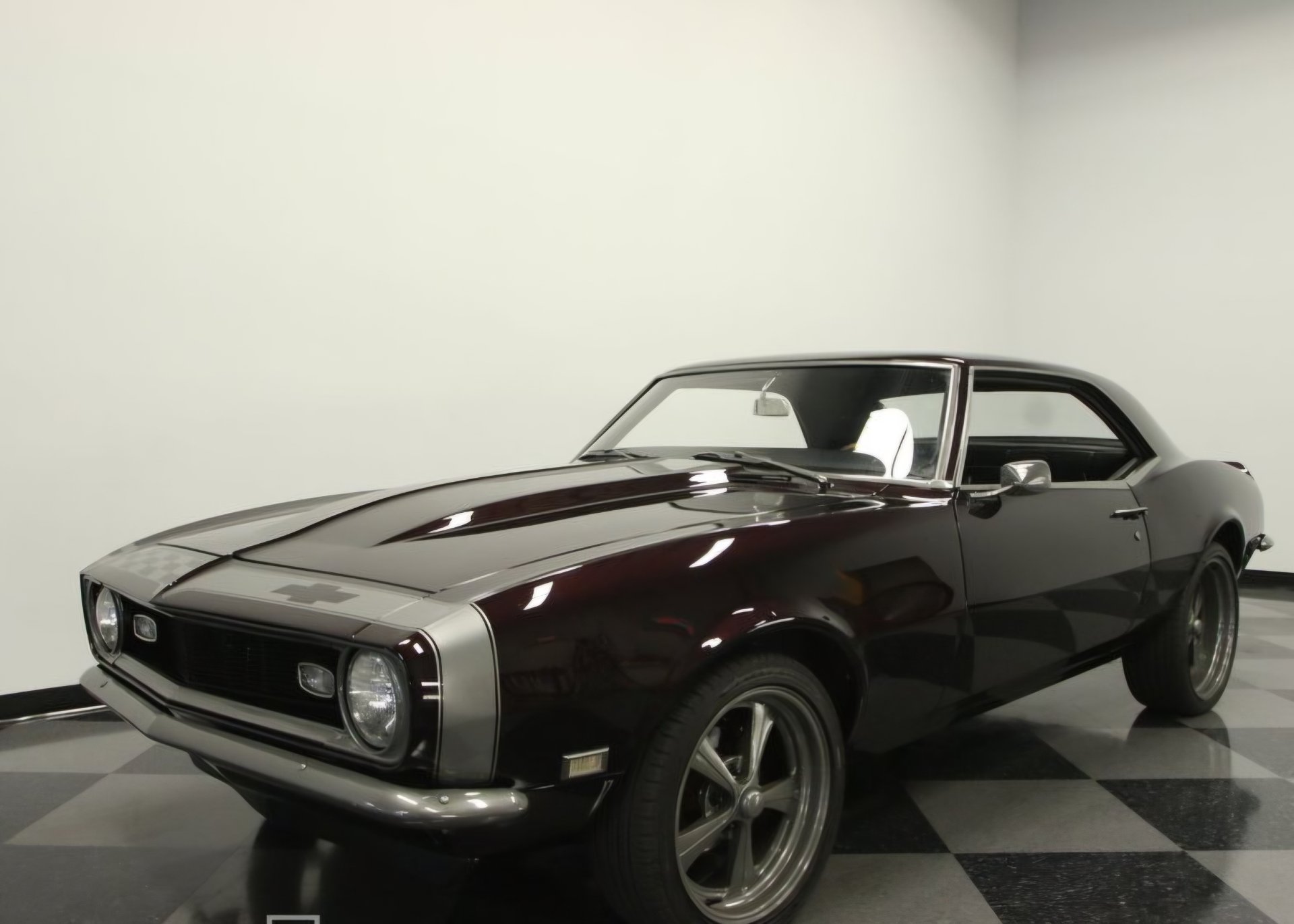 1968 Chevrolet Camaro Restomod – 427 Big Block | 6 Speed Manual | Show-Quality Build