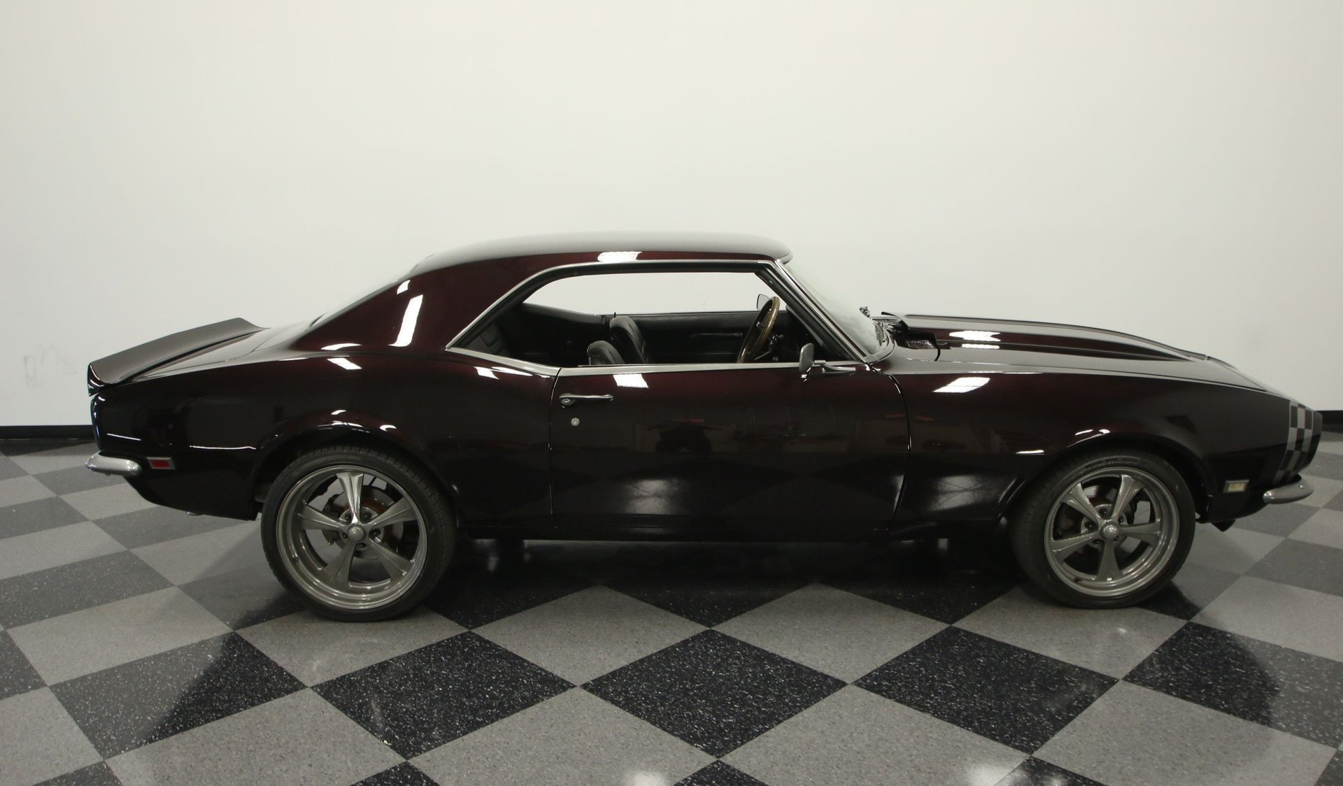 1968 Chevrolet Camaro Restomod – 427 Big Block | 6 Speed Manual | Show-Quality Build