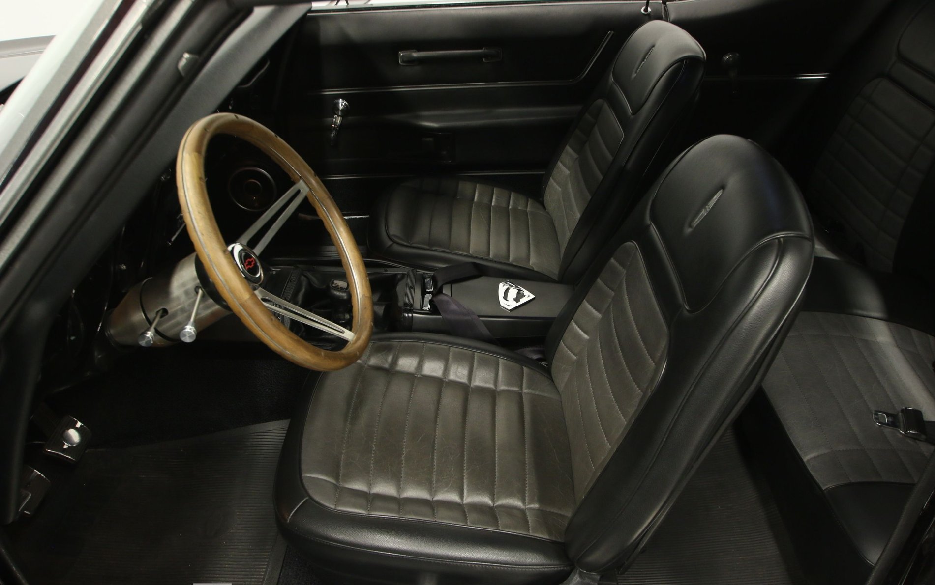 1968 Chevrolet Camaro Restomod – 427 Big Block | 6 Speed Manual | Show-Quality Build