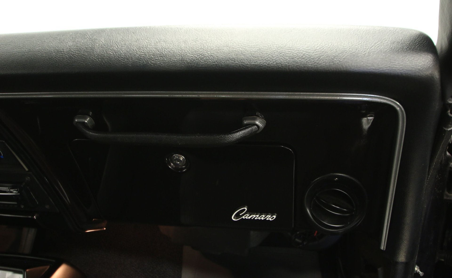 1968 Chevrolet Camaro Restomod – 427 Big Block | 6 Speed Manual | Show-Quality Build