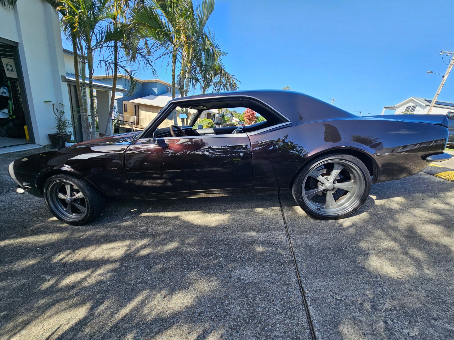 1968 Chevrolet Camaro Restomod – 427 Big Block | 6 Speed Manual | Show-Quality Build