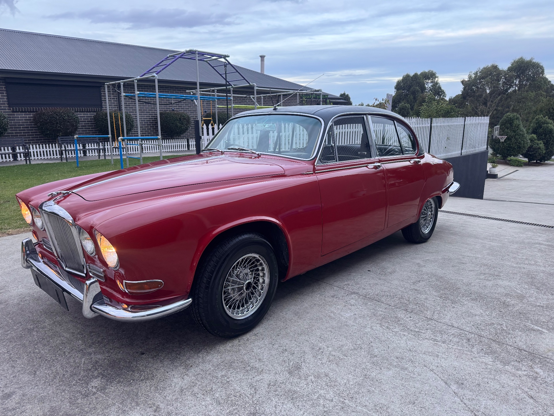 1968 JAGUAR 420 COMPACT 4 SP MANUAL 4D SALOON