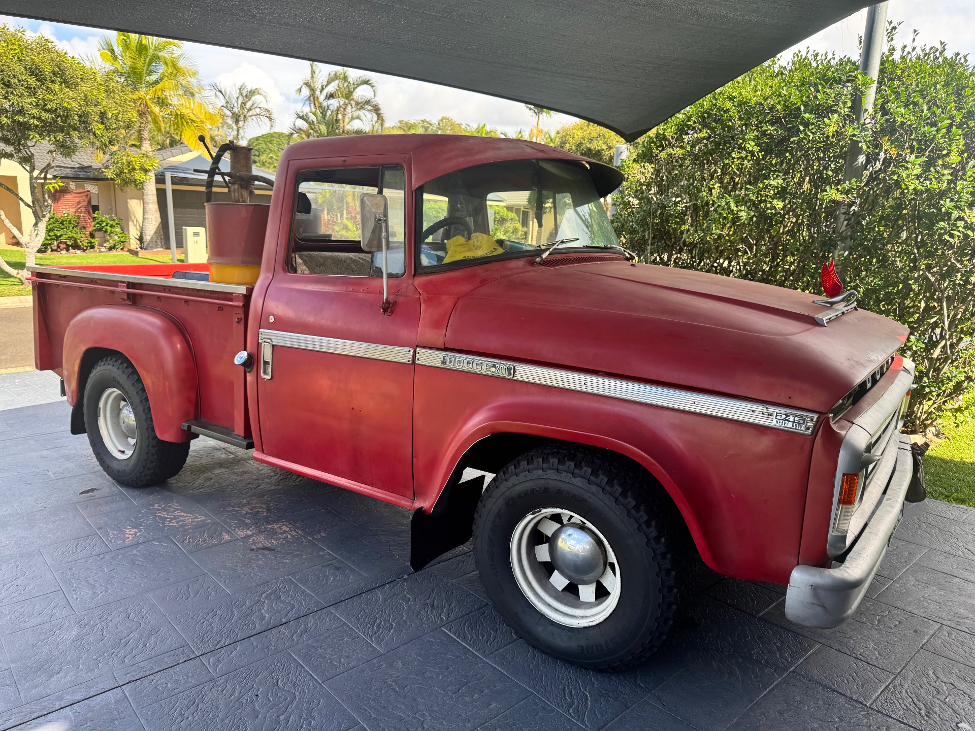 1974 DODGE D5N 200 TRUCK