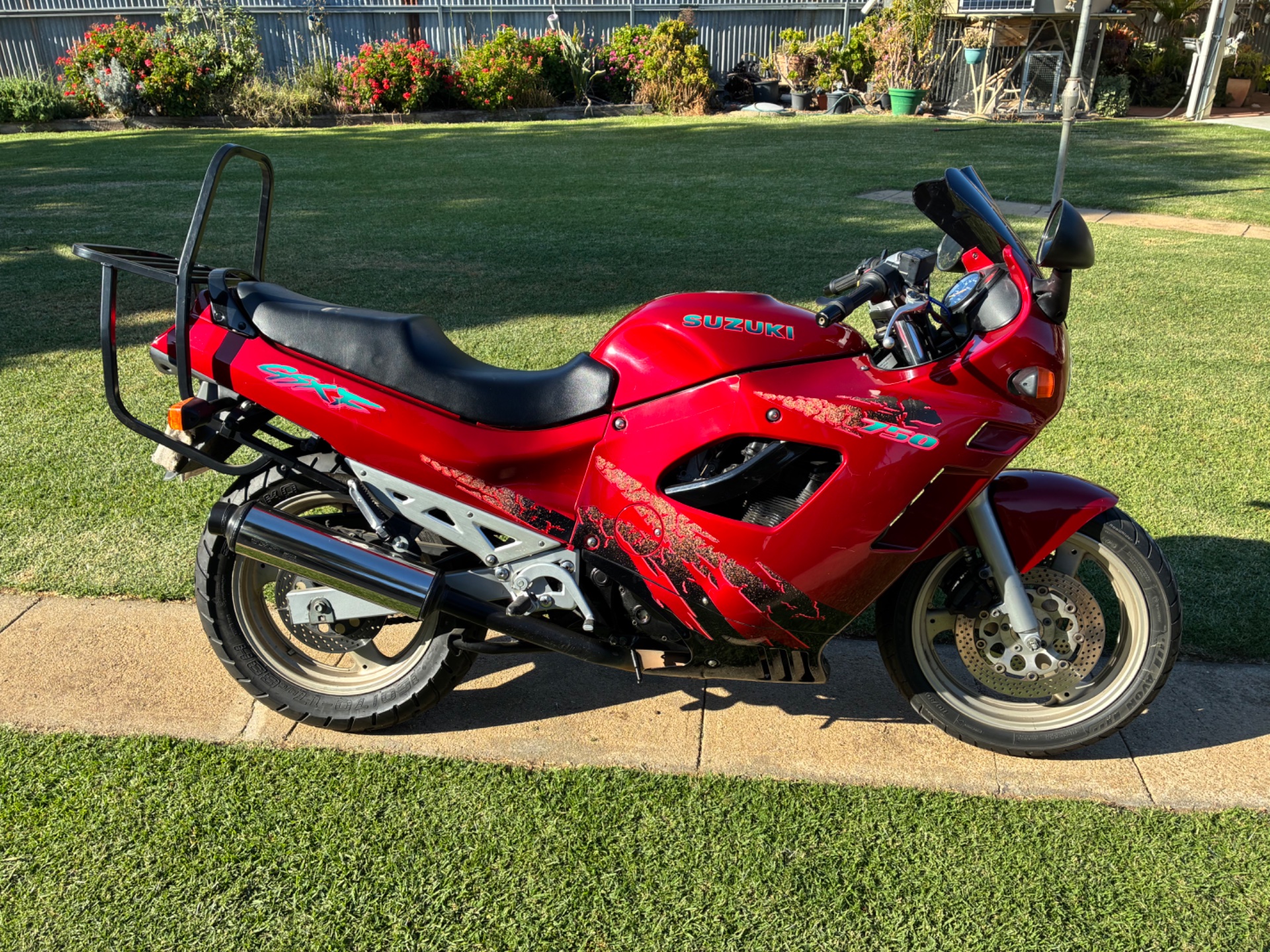 1994 SUZUKI GSX750F ROAD