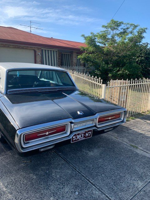 1964 FORD THUNDERBIRD LANDAU 3 SP AUTOMATIC 2D HARDTOP