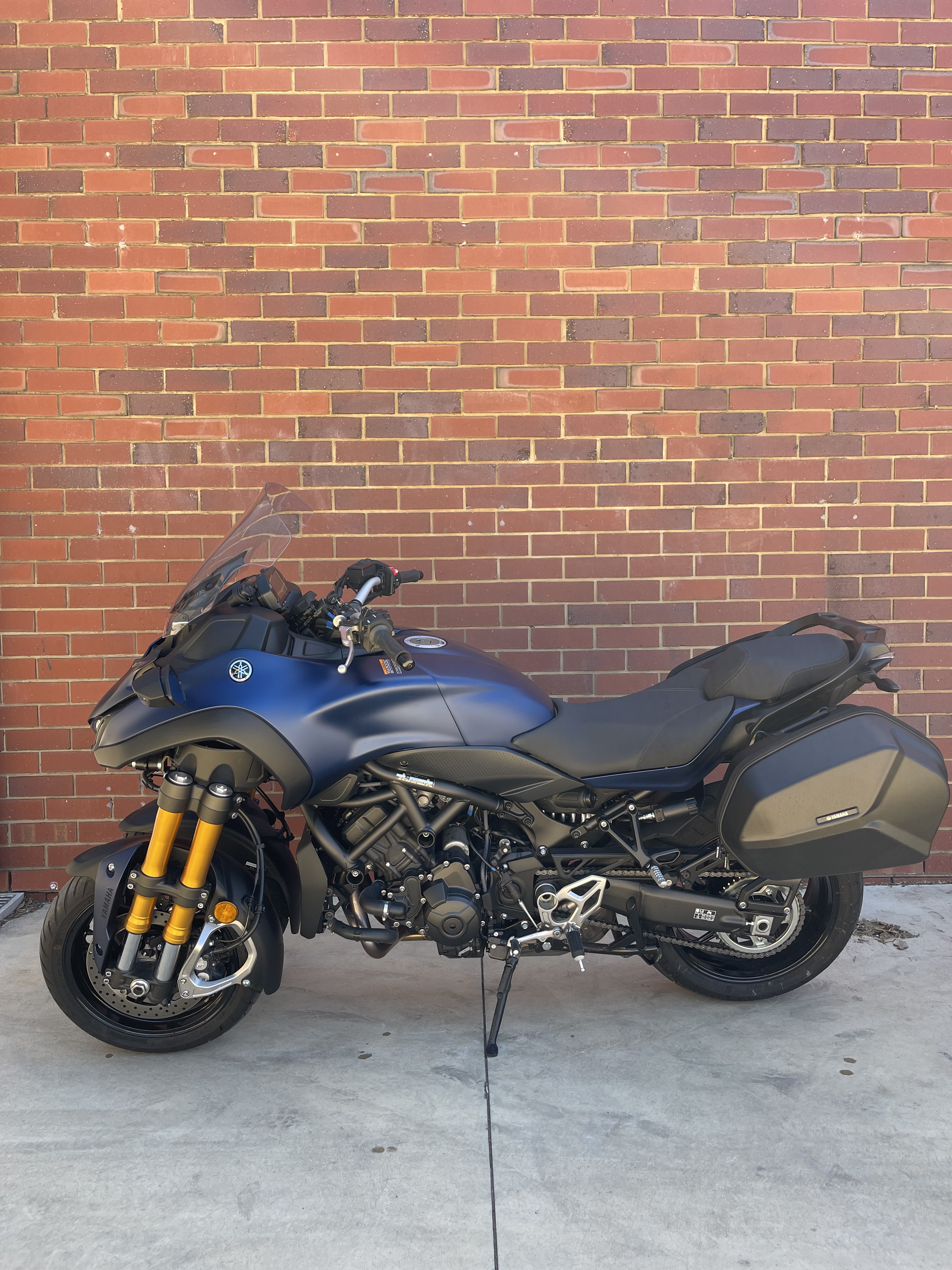 2018 YAMAHA NIKEN GT ROAD